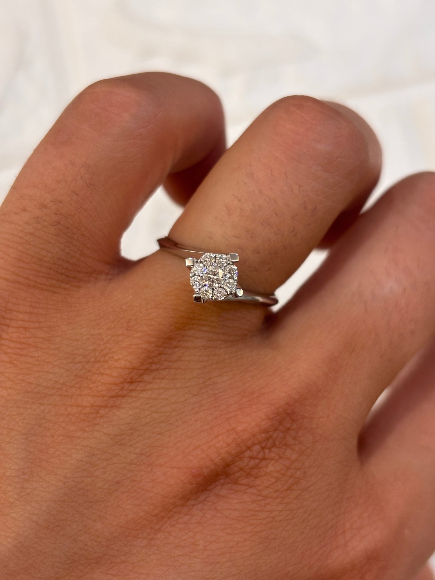 ANELLO SOLITARIO MAGIC ORO BIANCO E DIAMANTI PROMESSE GIOIELLI FW3026