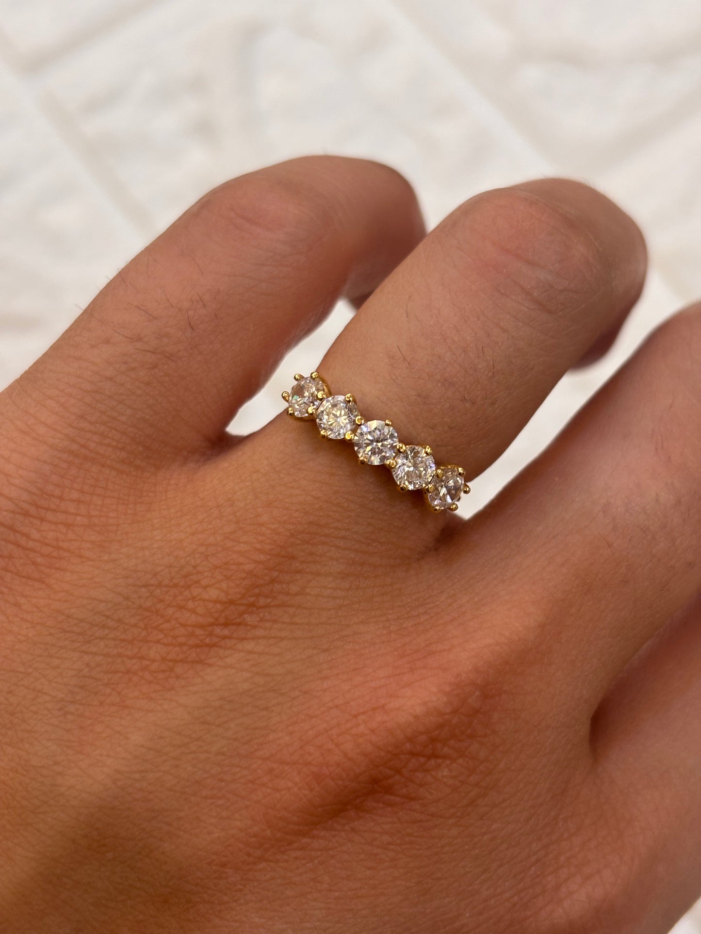 Anello Veretta 5 Pietre Oro giallo 18 Carati