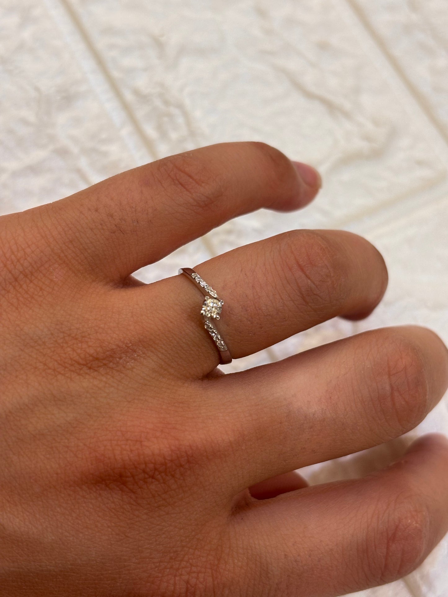 ANELLO SOLITARIO ORO E DIAMANTE PROMESSE GIOIELLI