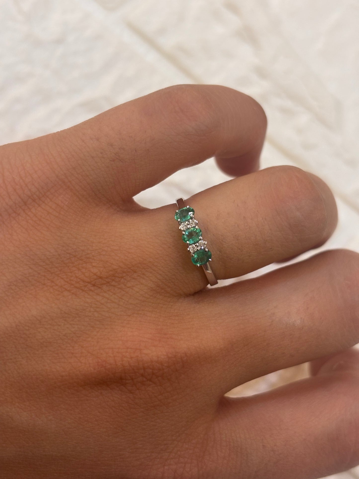 ANELLO TRILOGY MODENA GIOIELLI RUBINO,SMERLADO ,ZAFFIRO E DIAMANTI