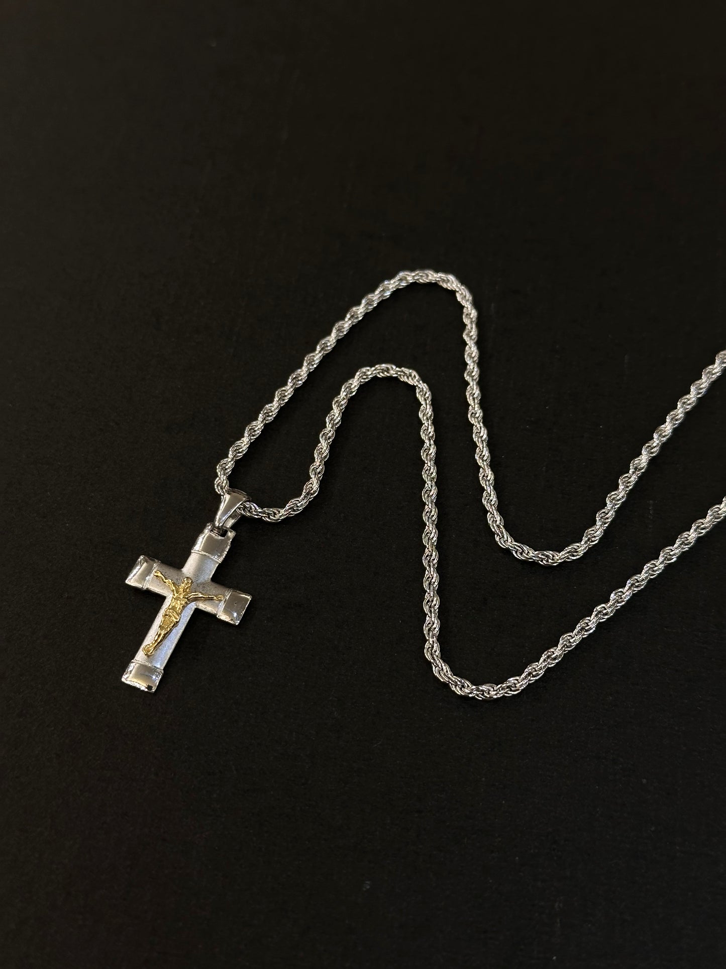 Collana crocifisso