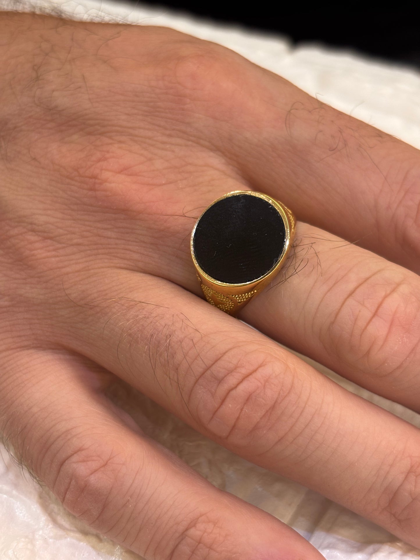 Anello Uomo con Onice Oro Giallo 18 Carati