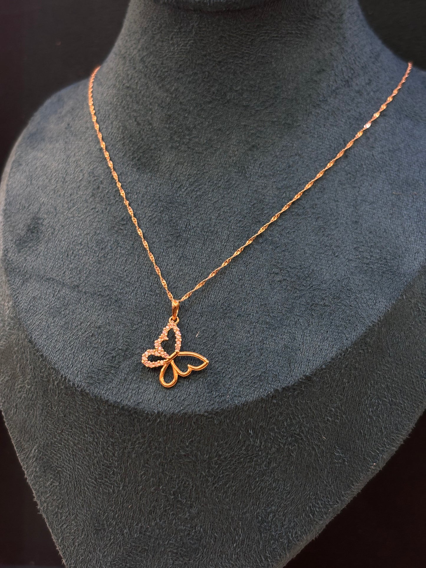 Collana Farfalla Oro 18 Carati