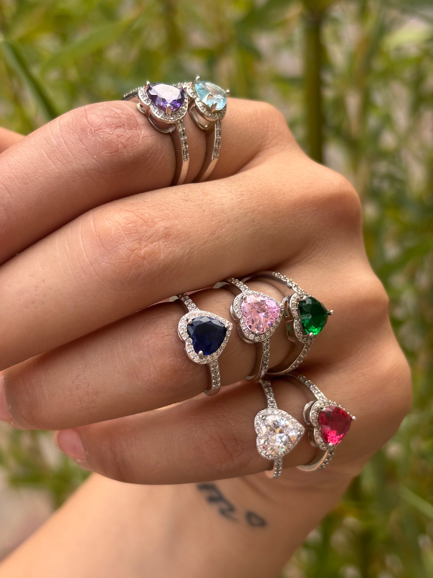 Anello cuore colorato