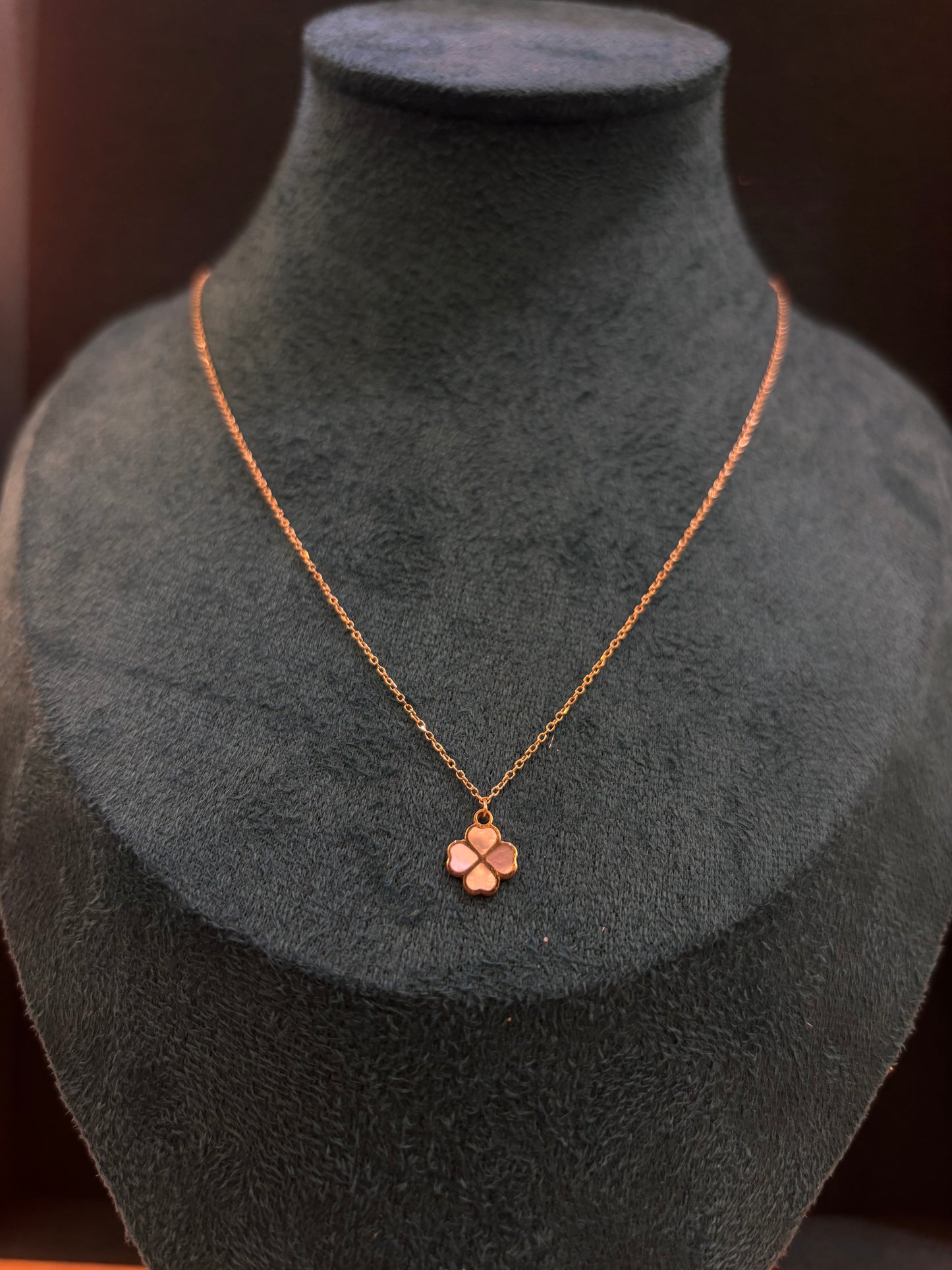 Collana Ciondolo Madre Perla Oro Giallo 18 carati