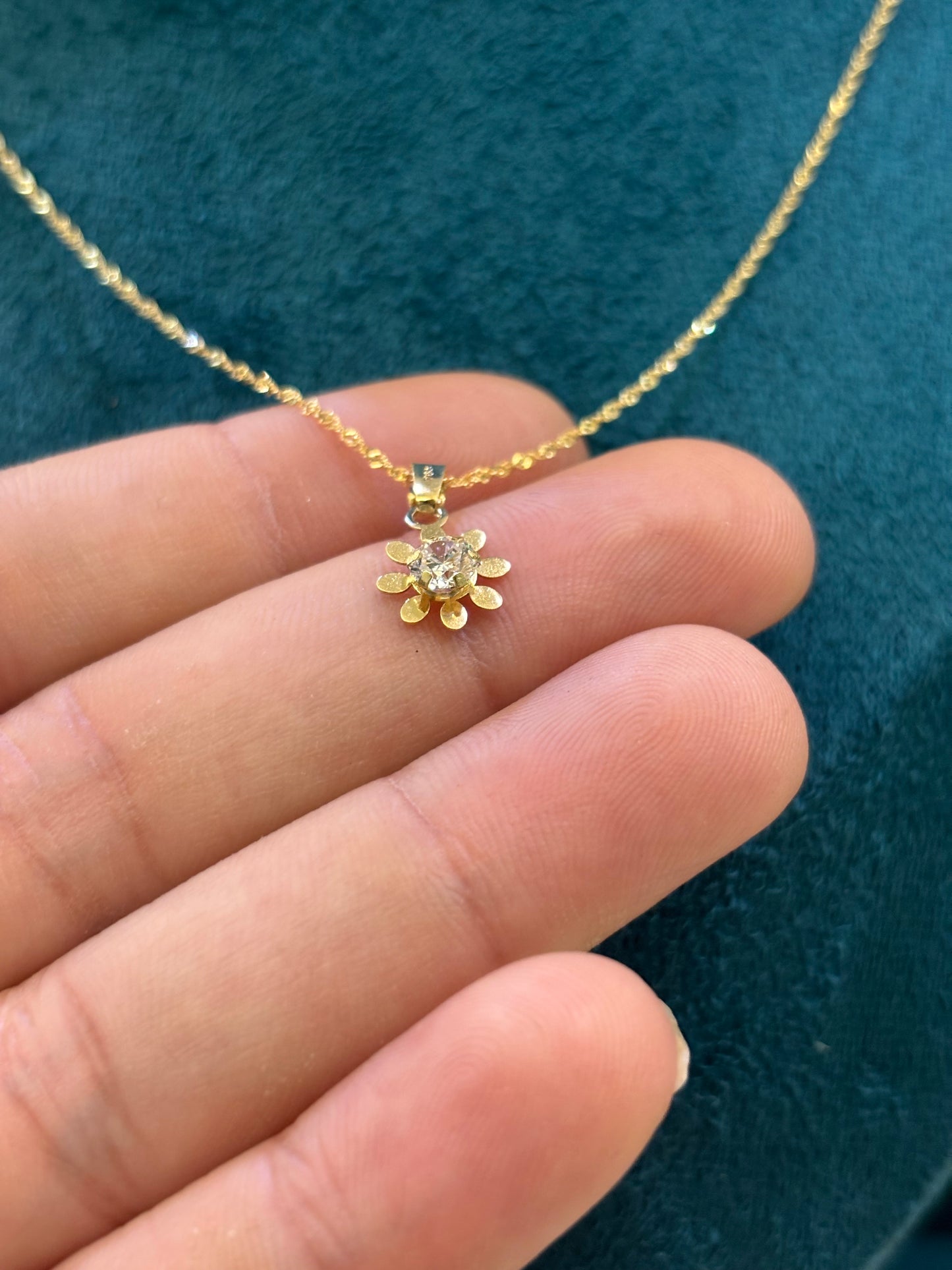 Collana Fiore Oro 18 Carati