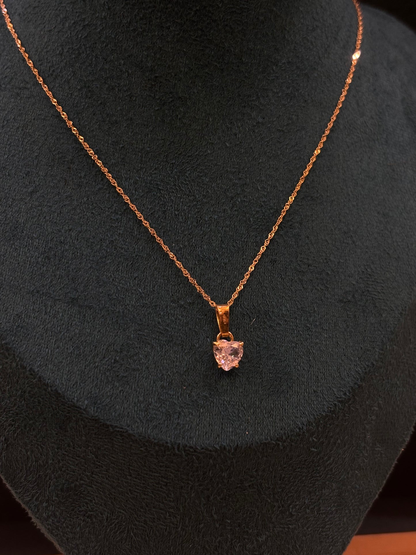 Collana Donna Oro giallo 18 carati punto luce cuore