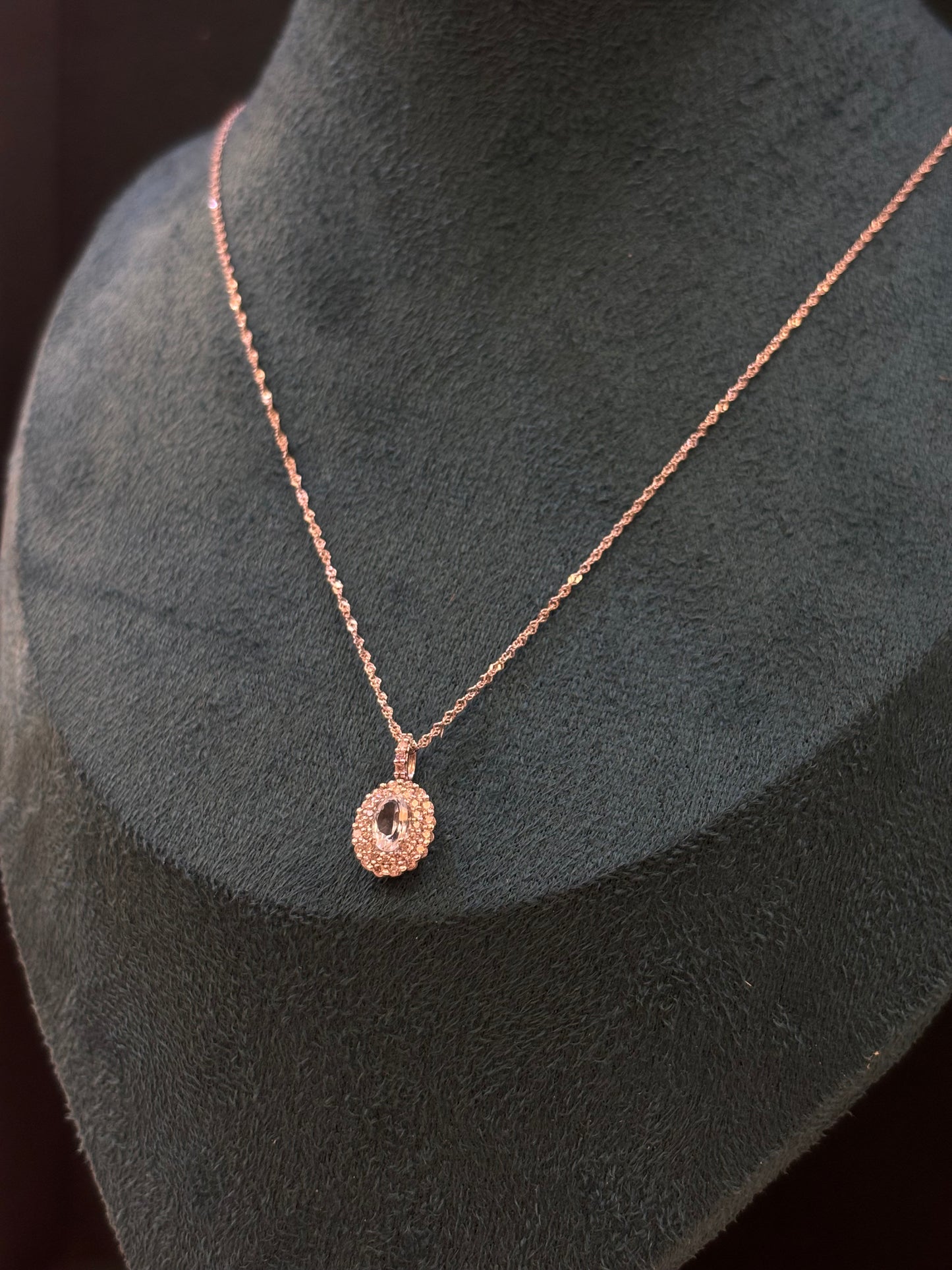 Collana Kate Oro Bianco 18 Carati pietra celeste