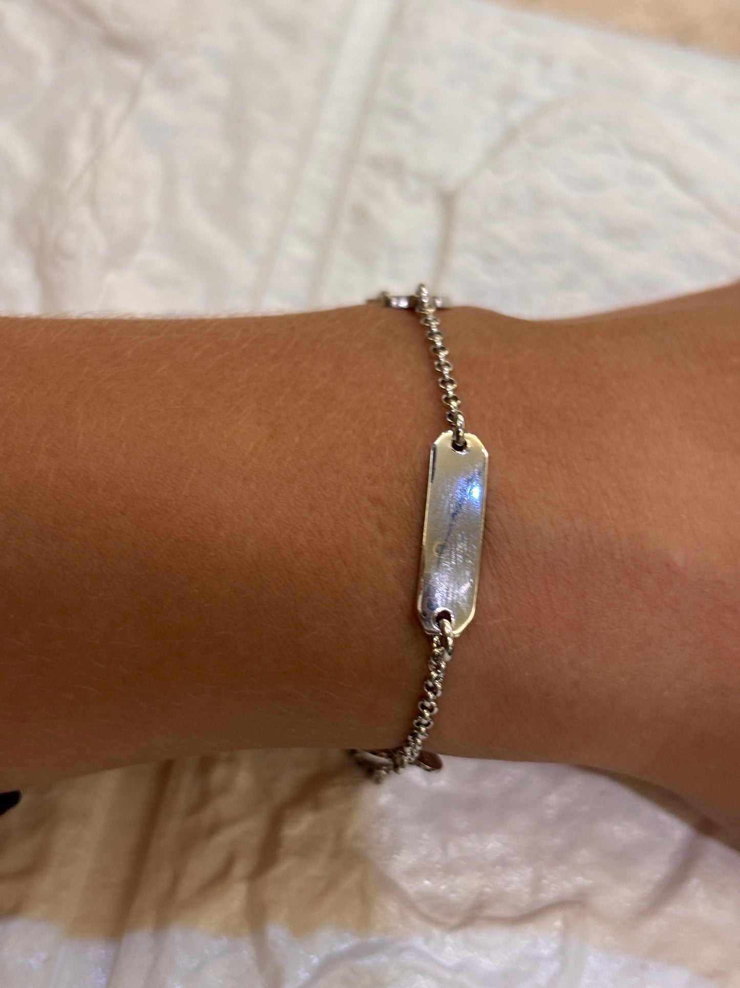 Bracciale Bimba ape e fiocco argento