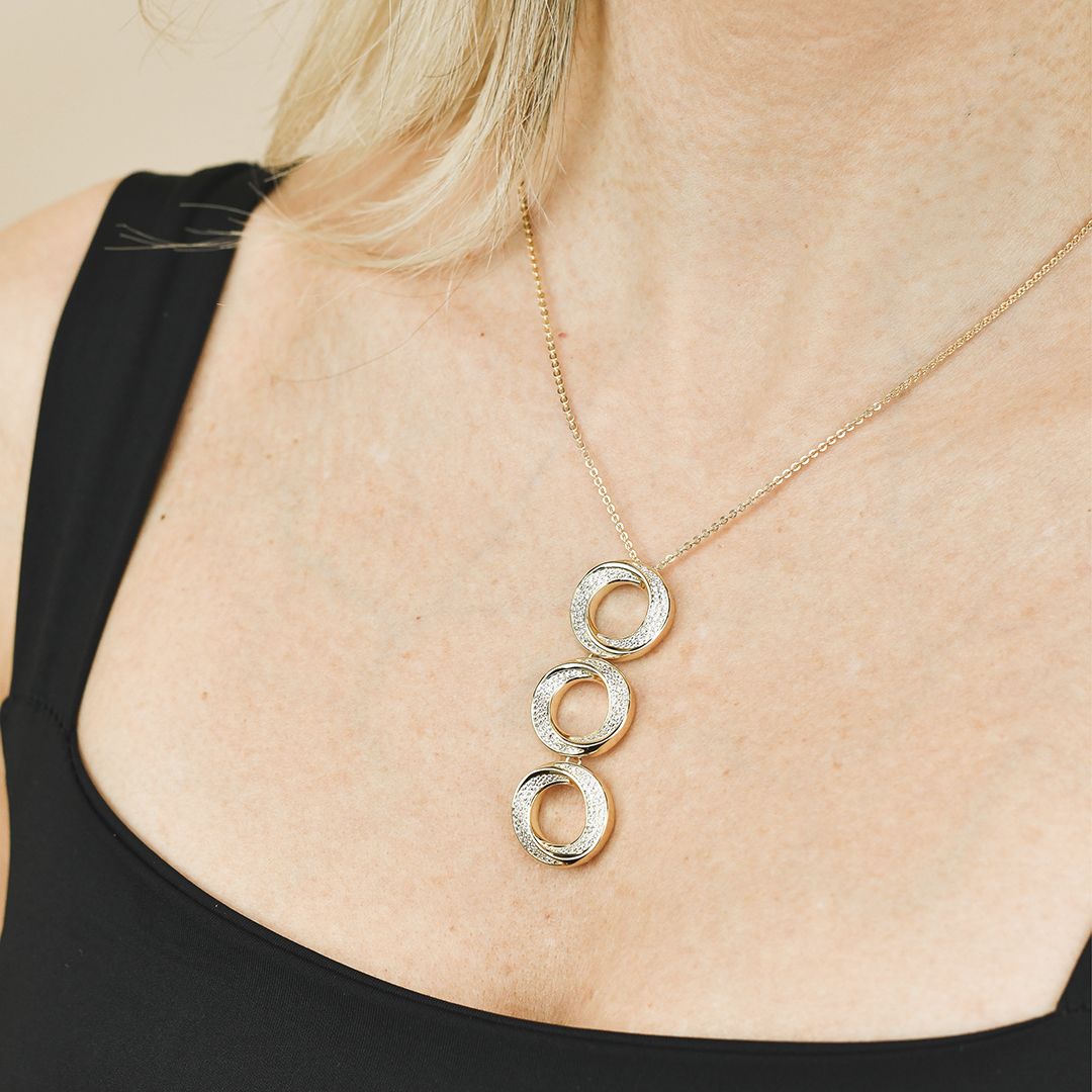 Collana placcata oro giallo con moduli circolari in fila KGR045D