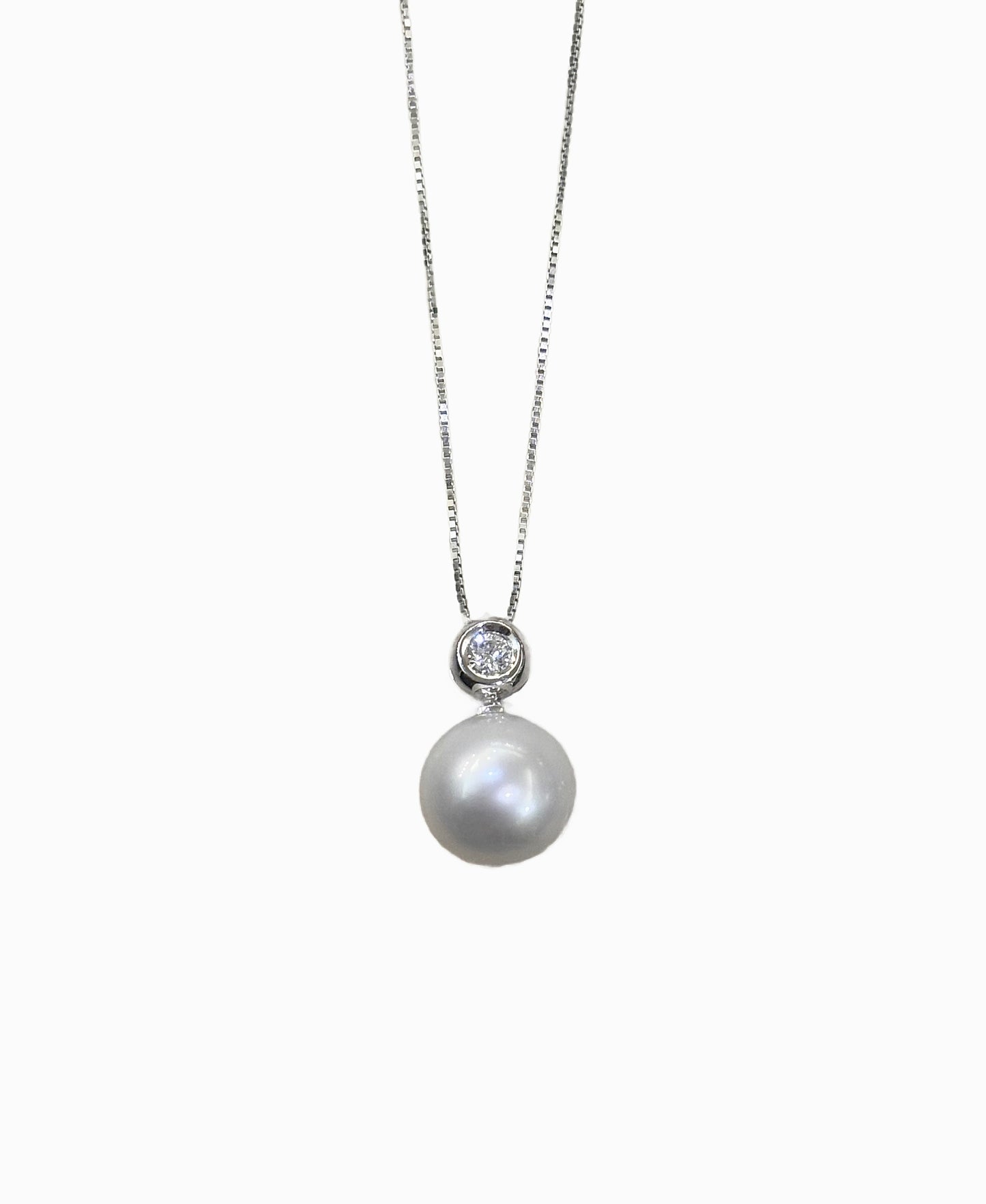 Collana in Oro Bianco con Diamante e Perla FreshWater