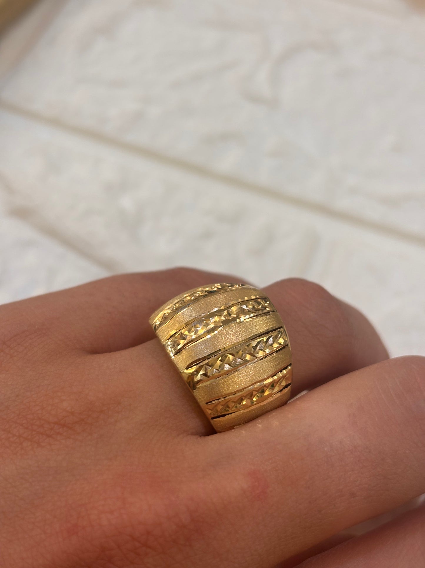 Anello Bombato Oro Giallo 18 Carati