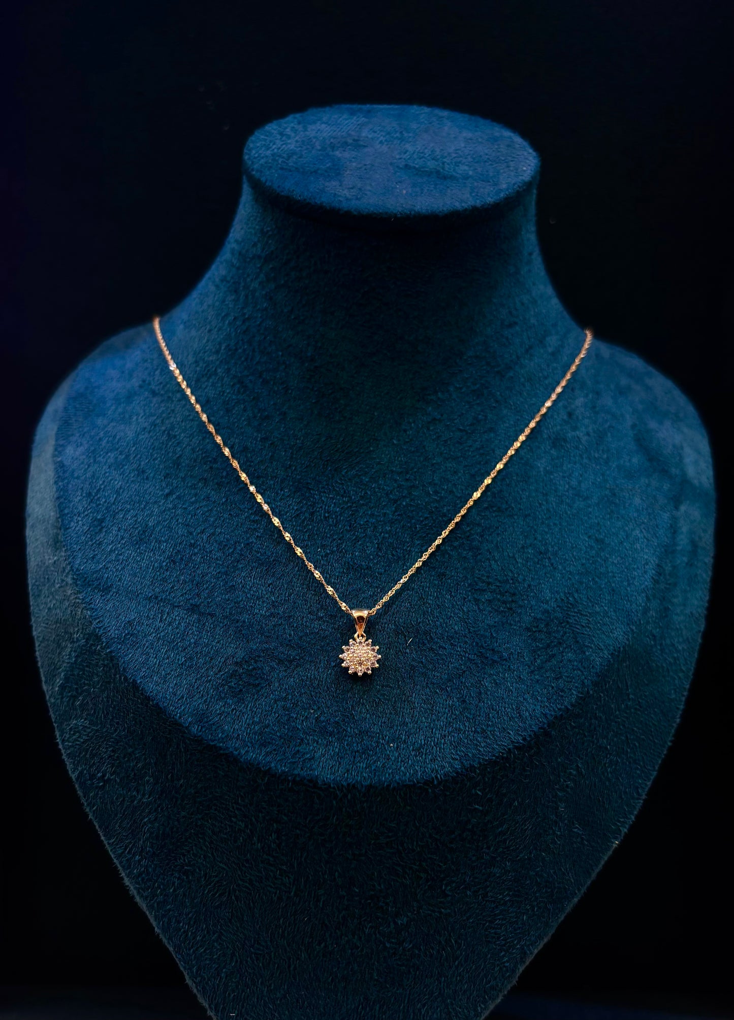 Collana Donna Oro Giallo 18 Carati punto luce Magic