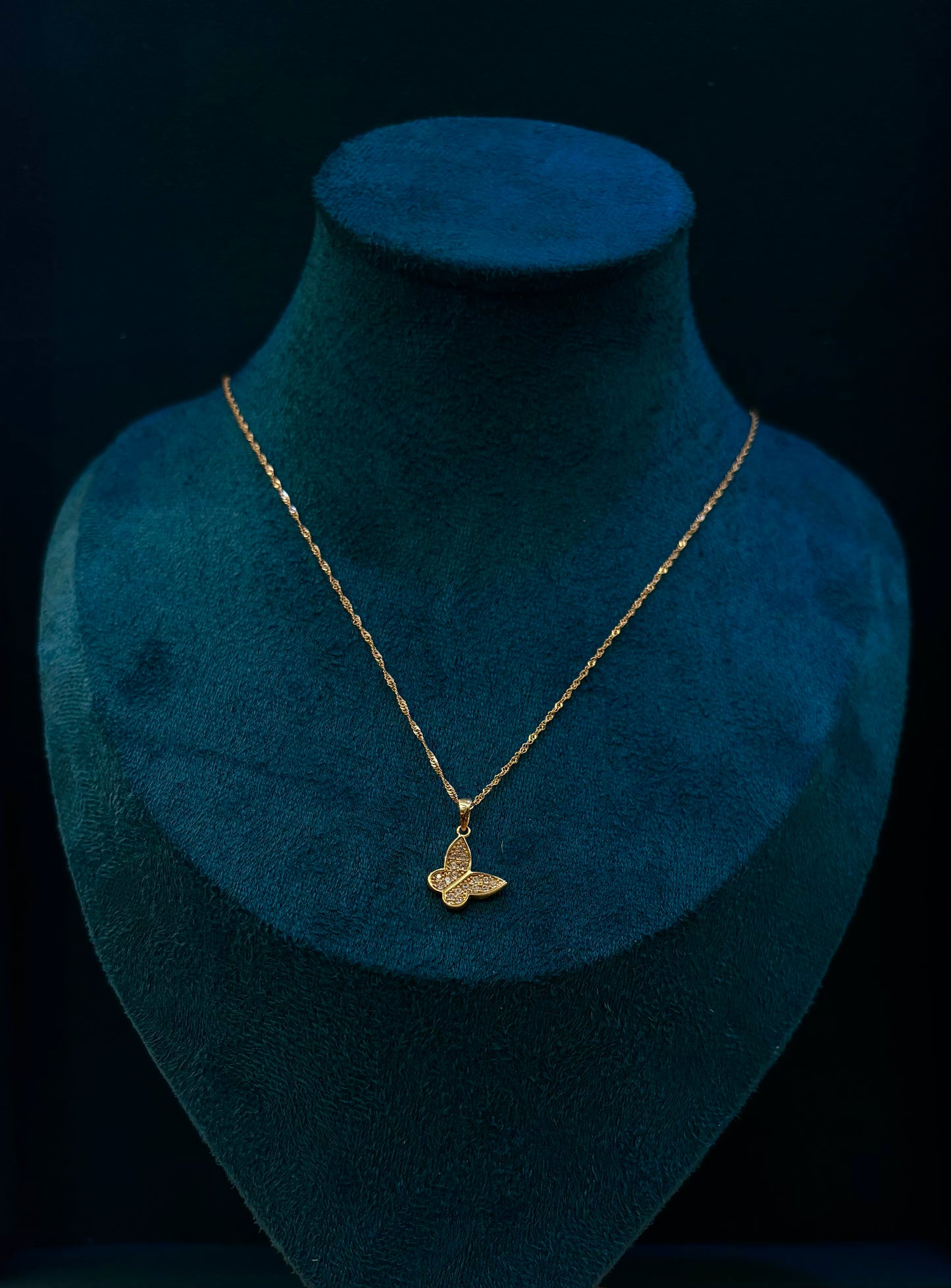 Collana Farfalla Oro 18 carati