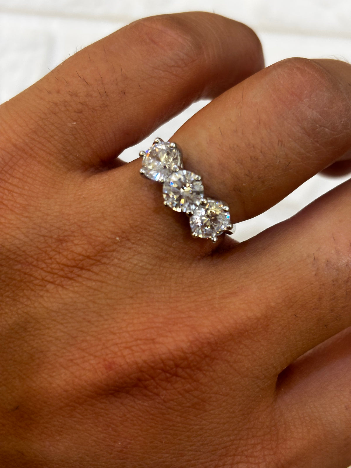 Anello Trilogy Oro Bianco 18 carati e zirconi