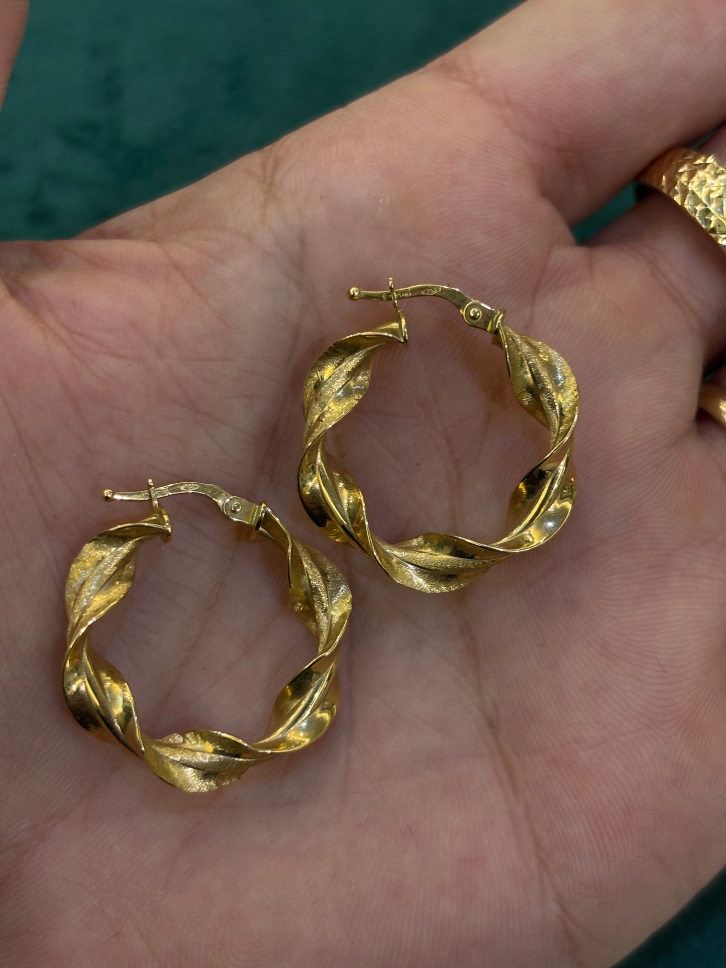 Orecchini cerchio Torchon Oro Giallo 18 Carati