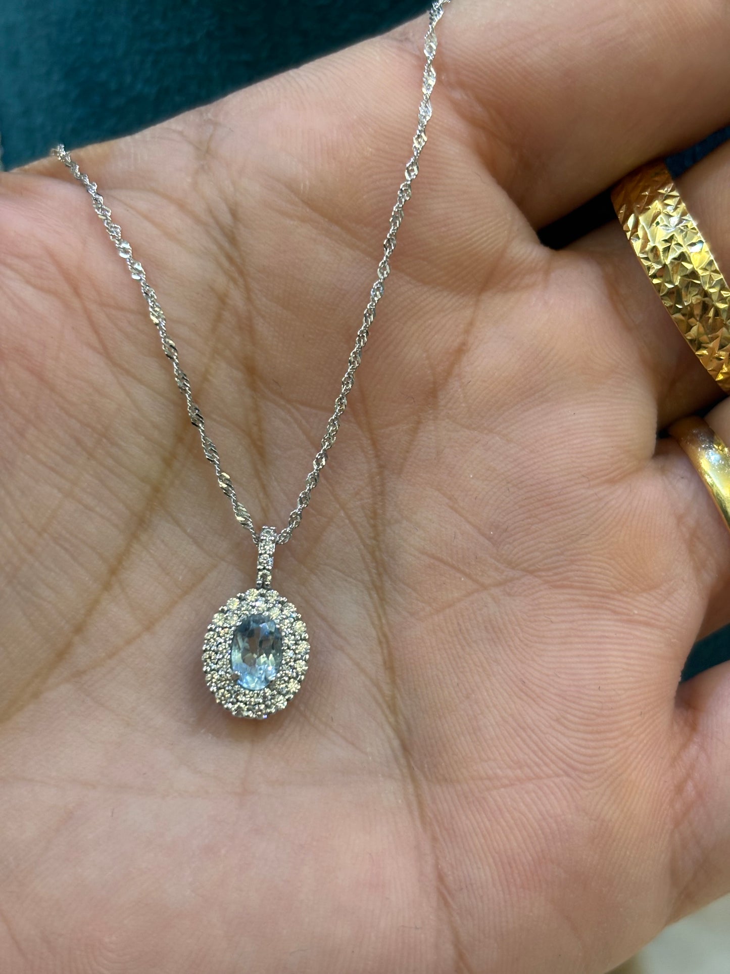 Collana Kate Oro Bianco 18 Carati pietra celeste