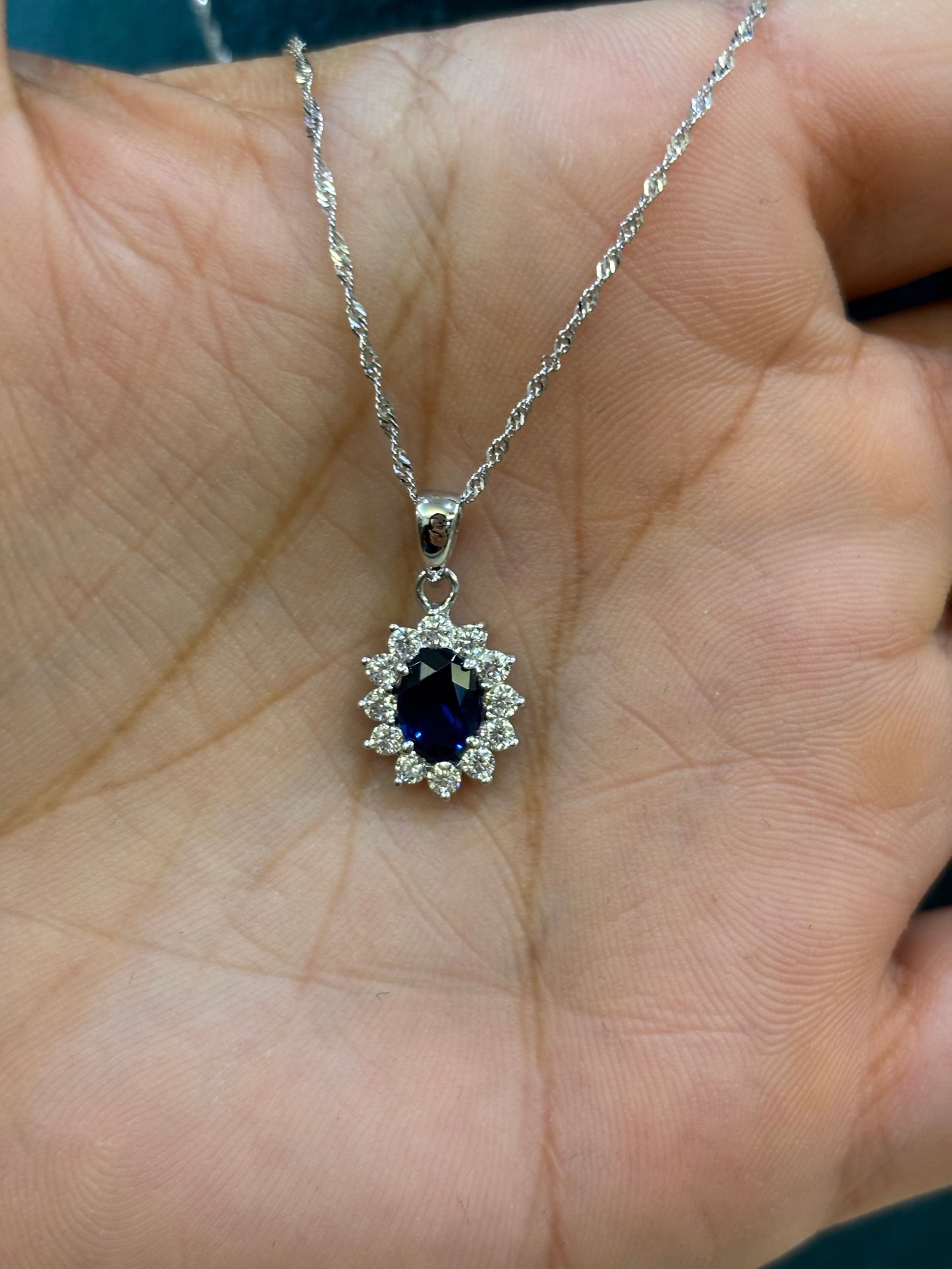 Collana Kate Oro bianco 18 carati pietra Blu