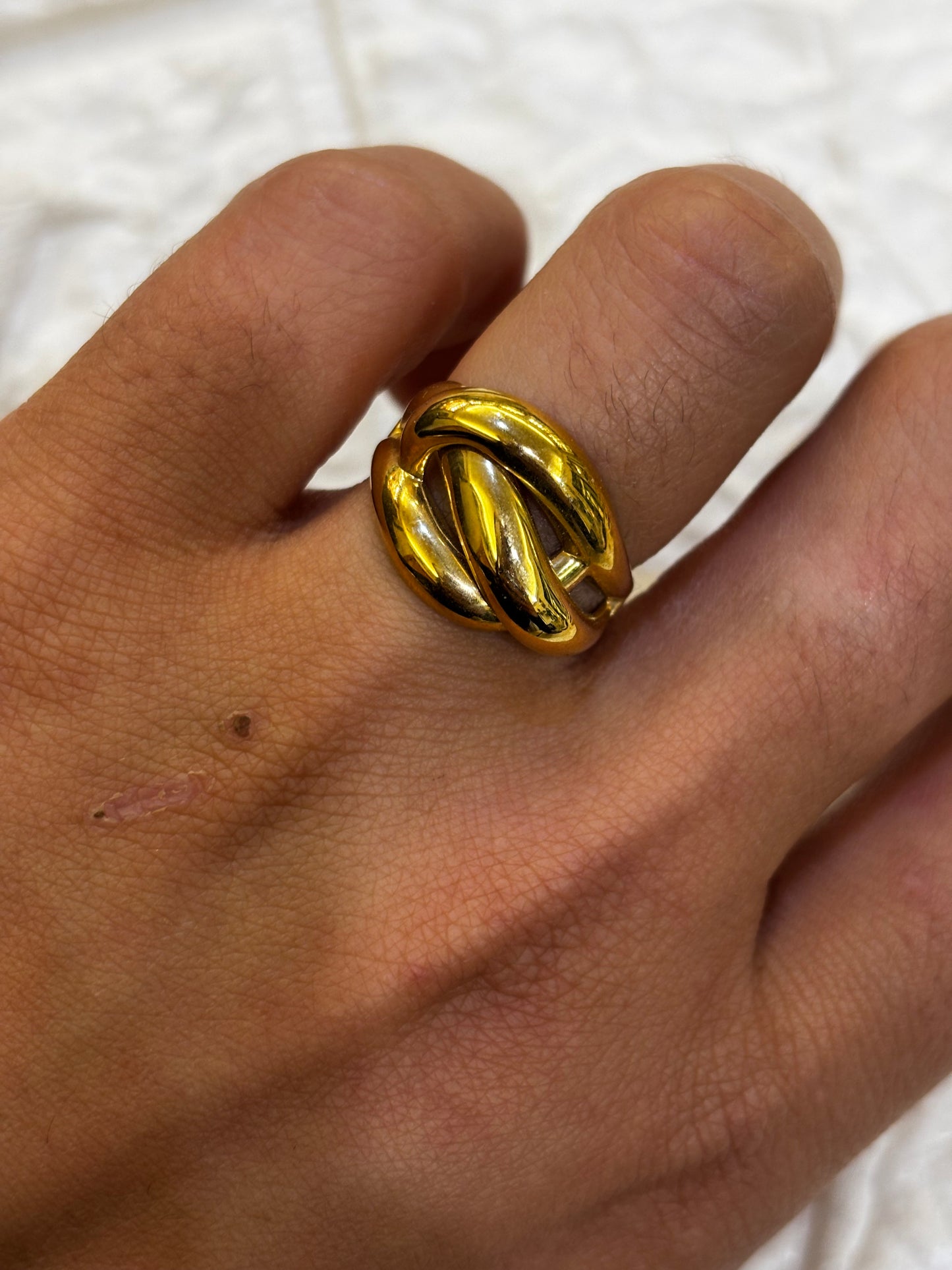 Anello fascia intrecciata Oro Giallo 18 Carati