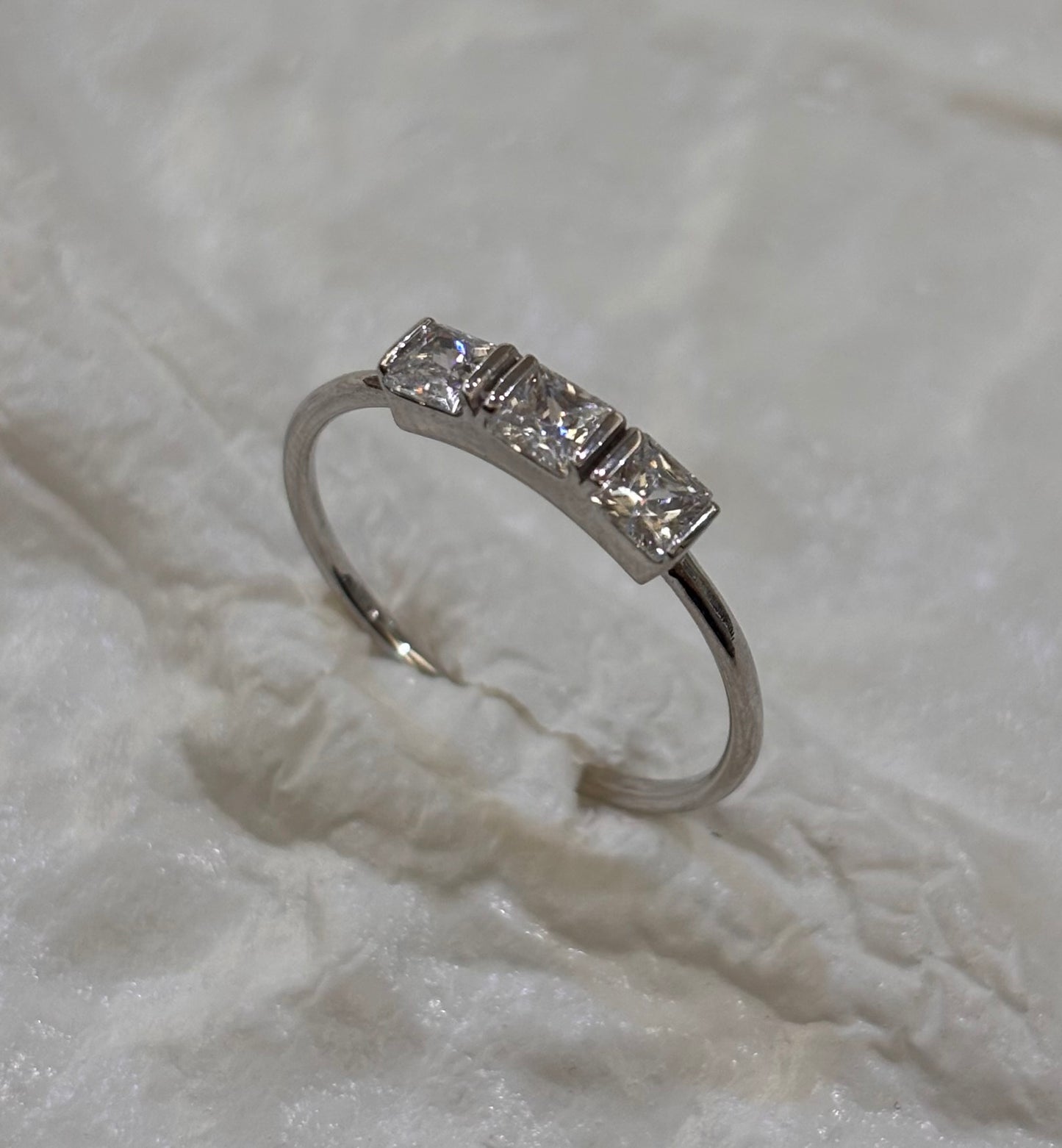 Anello Trilogy Oro Bianco 18 Carati