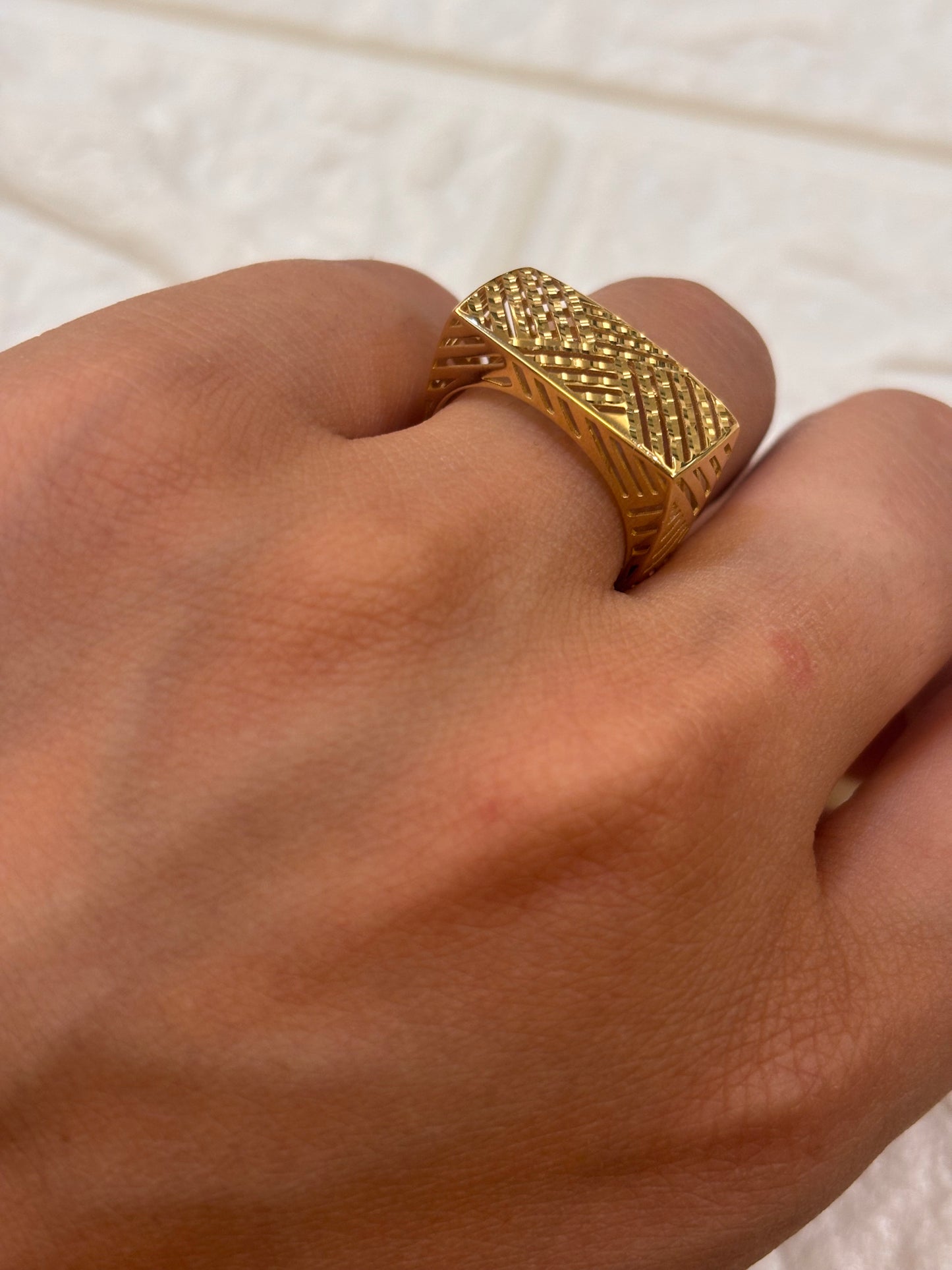 Anello in Oro Giallo 18 Carati