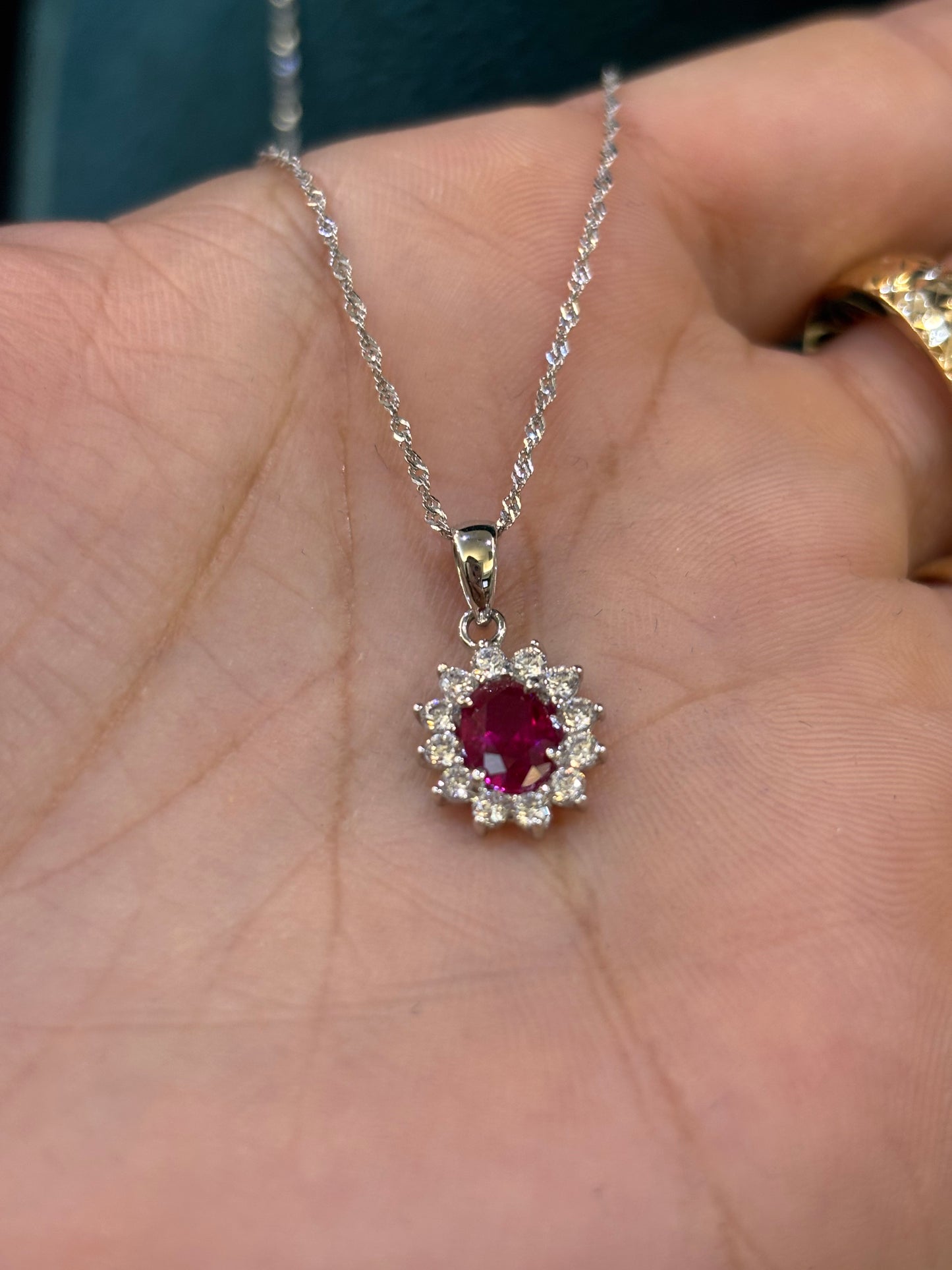Collana Kate Oro Bianco 18 Carati pietra rossa