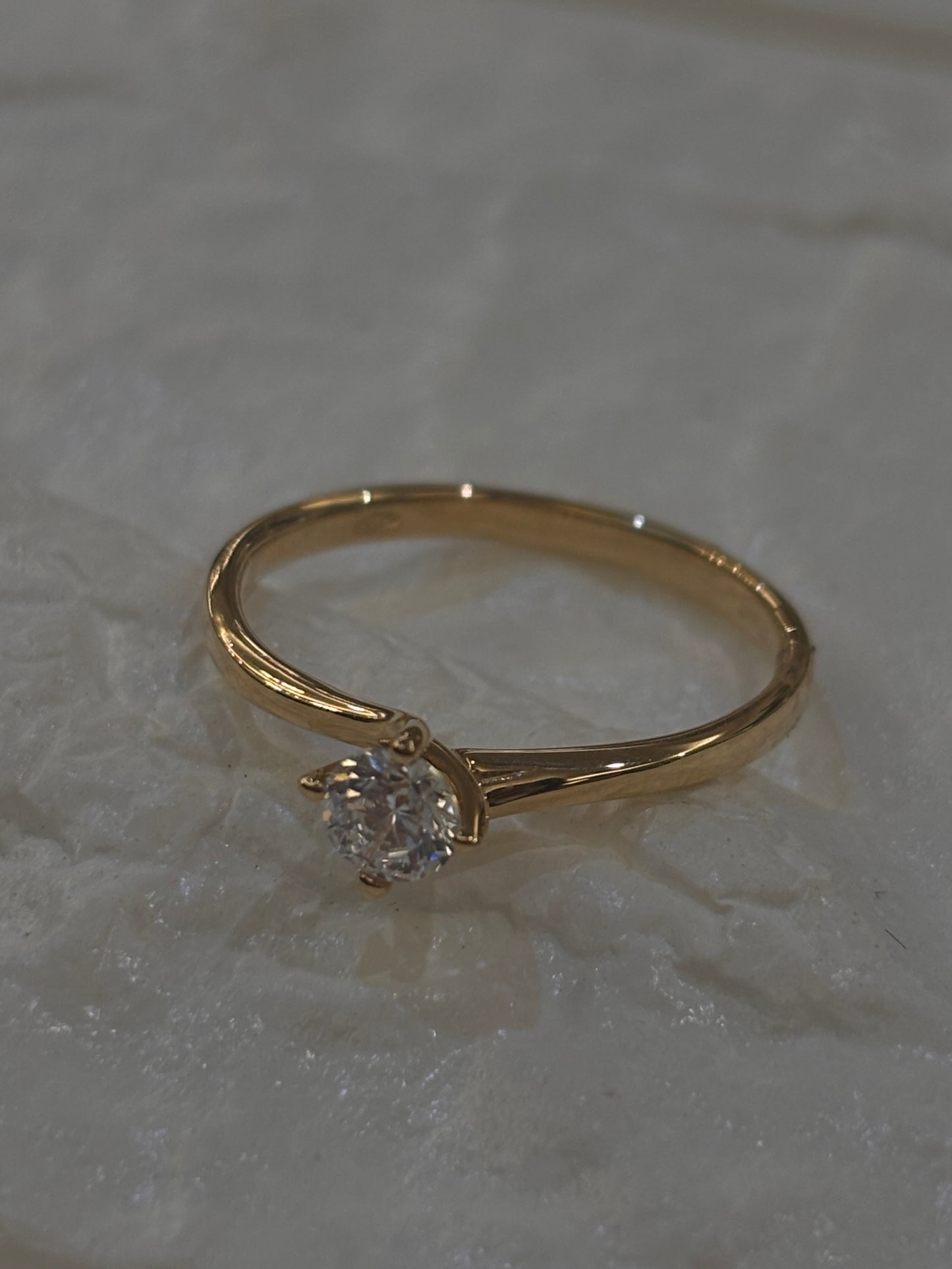Anello Solitario Oro Giallo 18 Carati
