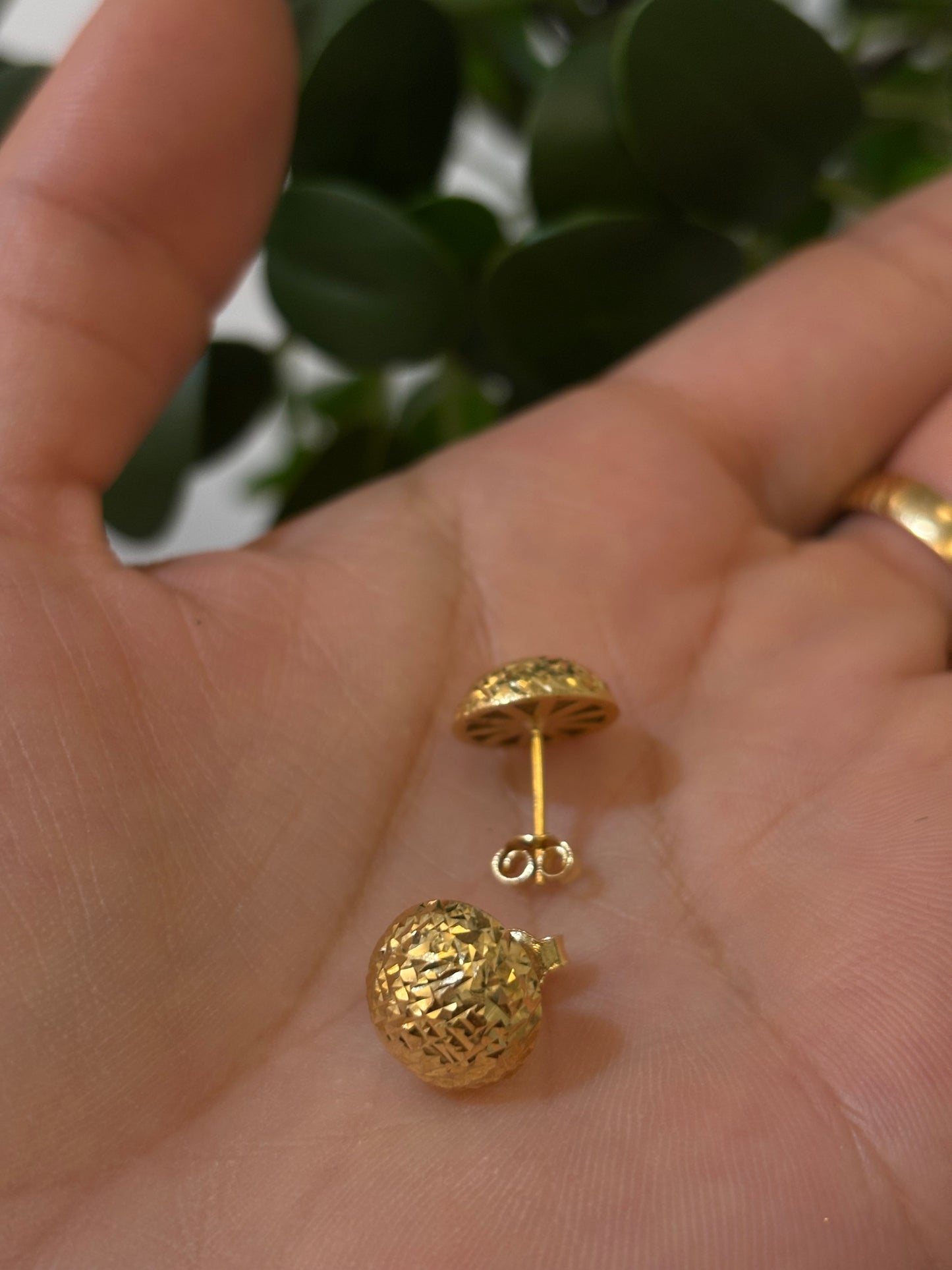 Orecchini Mezza Pallina Diamantata Oro Giallo 18 Carati