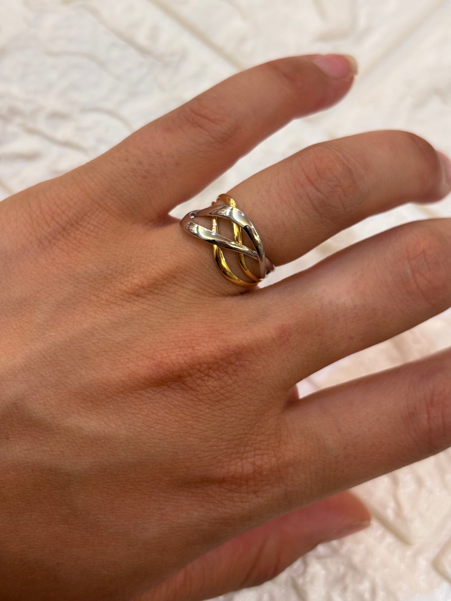 Anello Intrecciato Due colori Oro 18 Carati