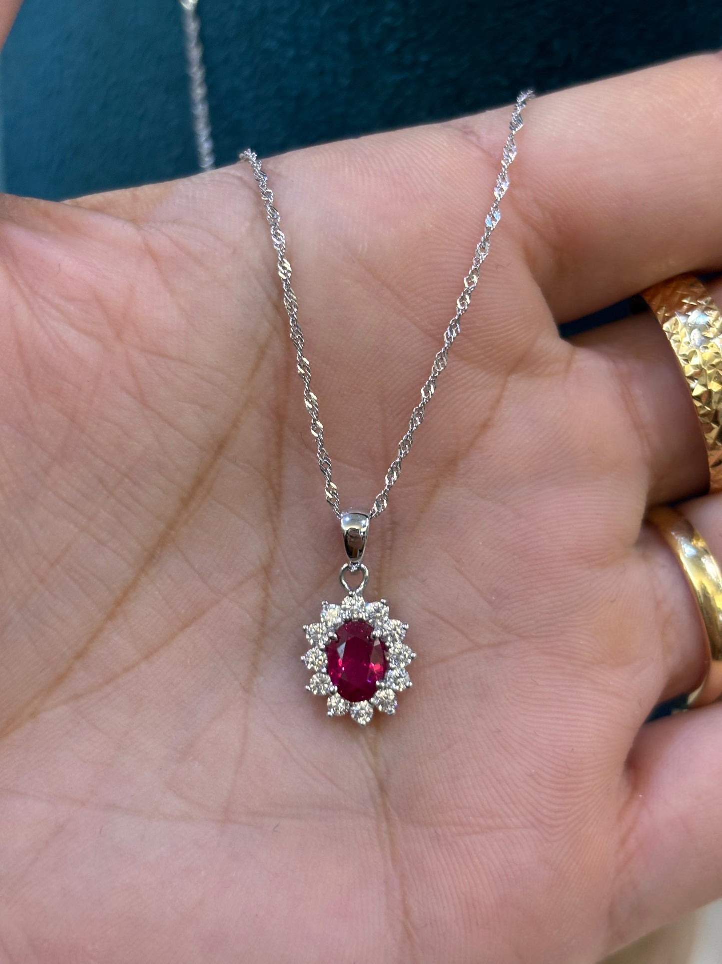 Collana Kate Oro Bianco 18 Carati pietra rossa