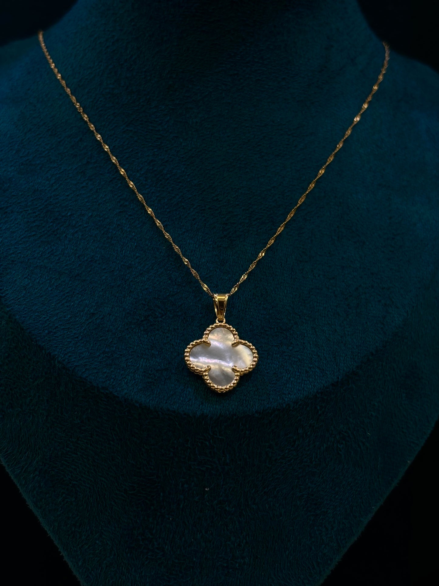 Collana Ciondolo Madre Perla Oro Giallo 18 Carati
