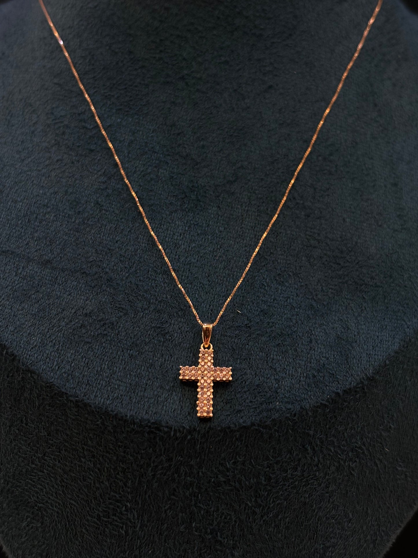 Collana Croce con Zirconi Oro 18 Carati