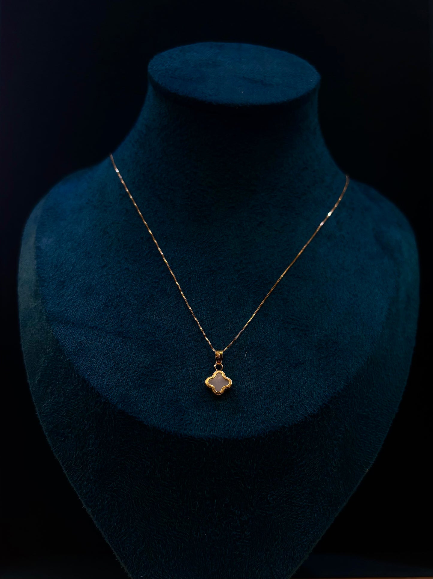 Collana Ciondolo Madre Perla Oro 18 carati