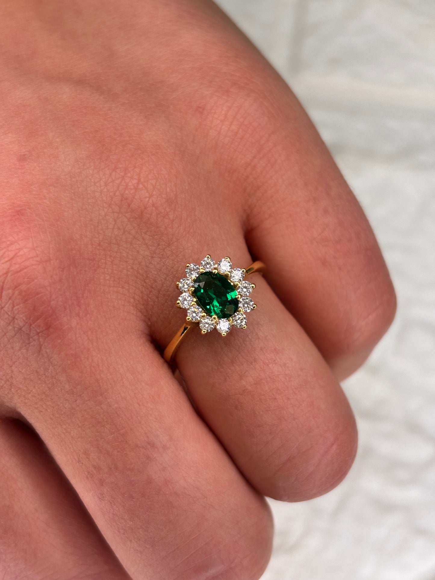 Anello Kate Oro Giallo 18 Carati pietra color Smeraldo