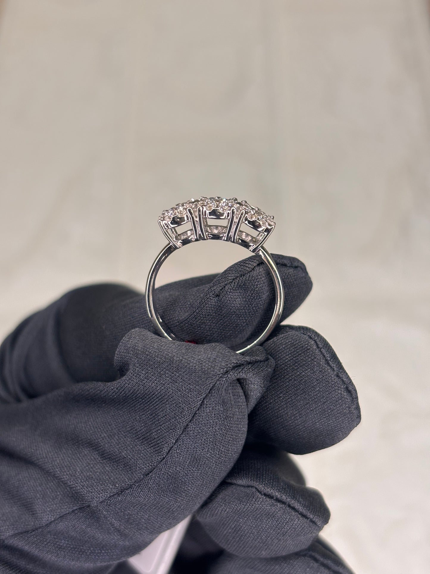 Anello Trilogy Magic Oro e Diamanti Promesse Gioielli