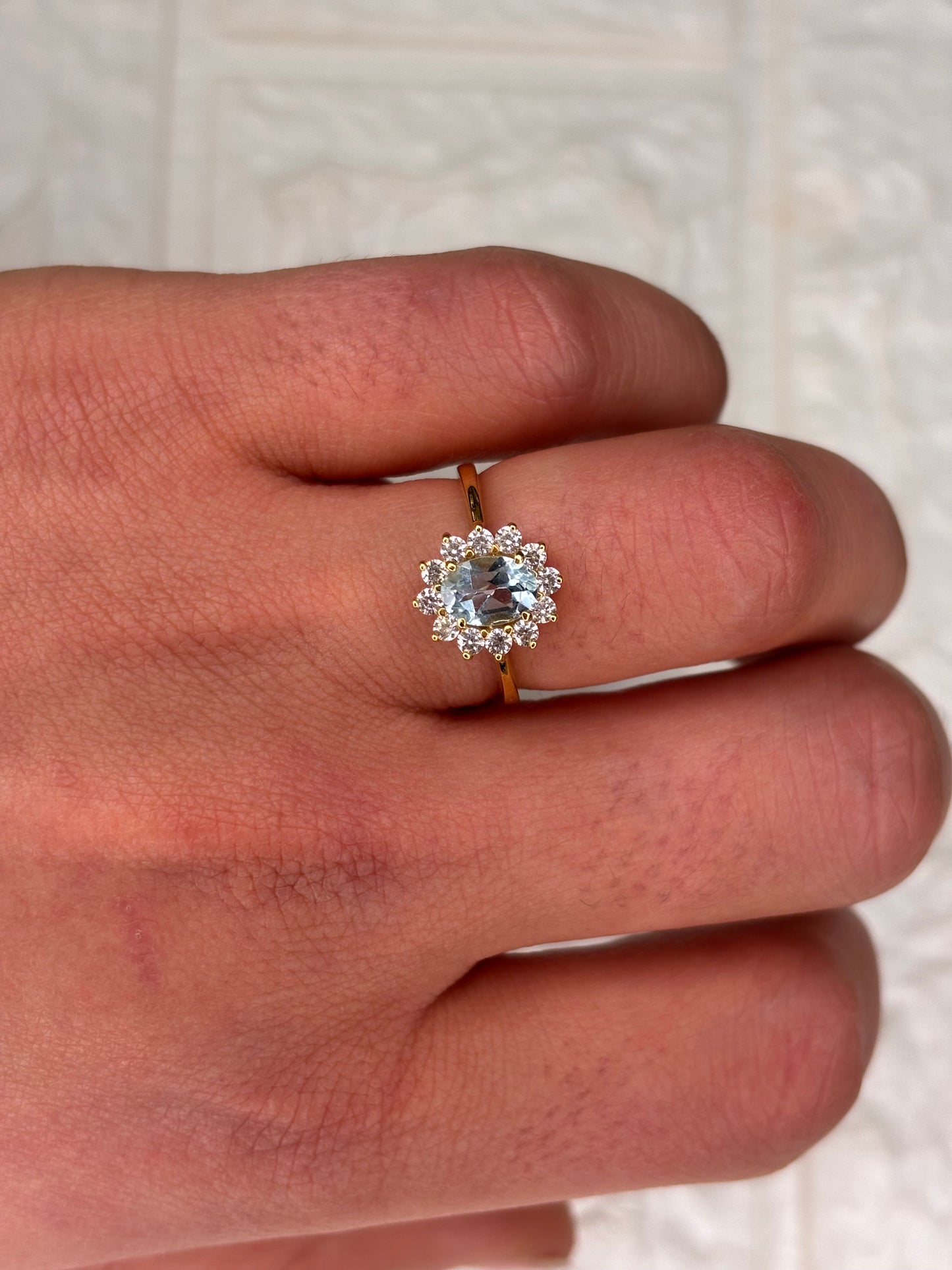 Anello Kate Oro Giallo 18 Carati pietra color Acquamarina