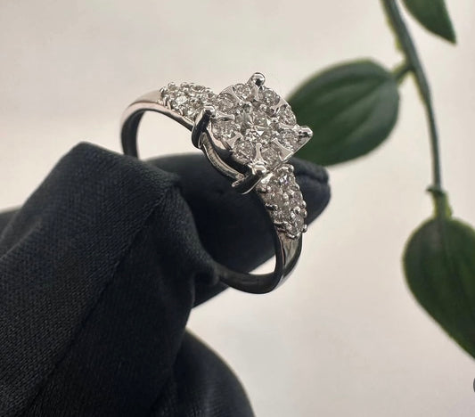 ANELLO IN ORO BIANCO CON PAVÉ DI DIAMANTI  PROMESSE GIOIELLI FM17