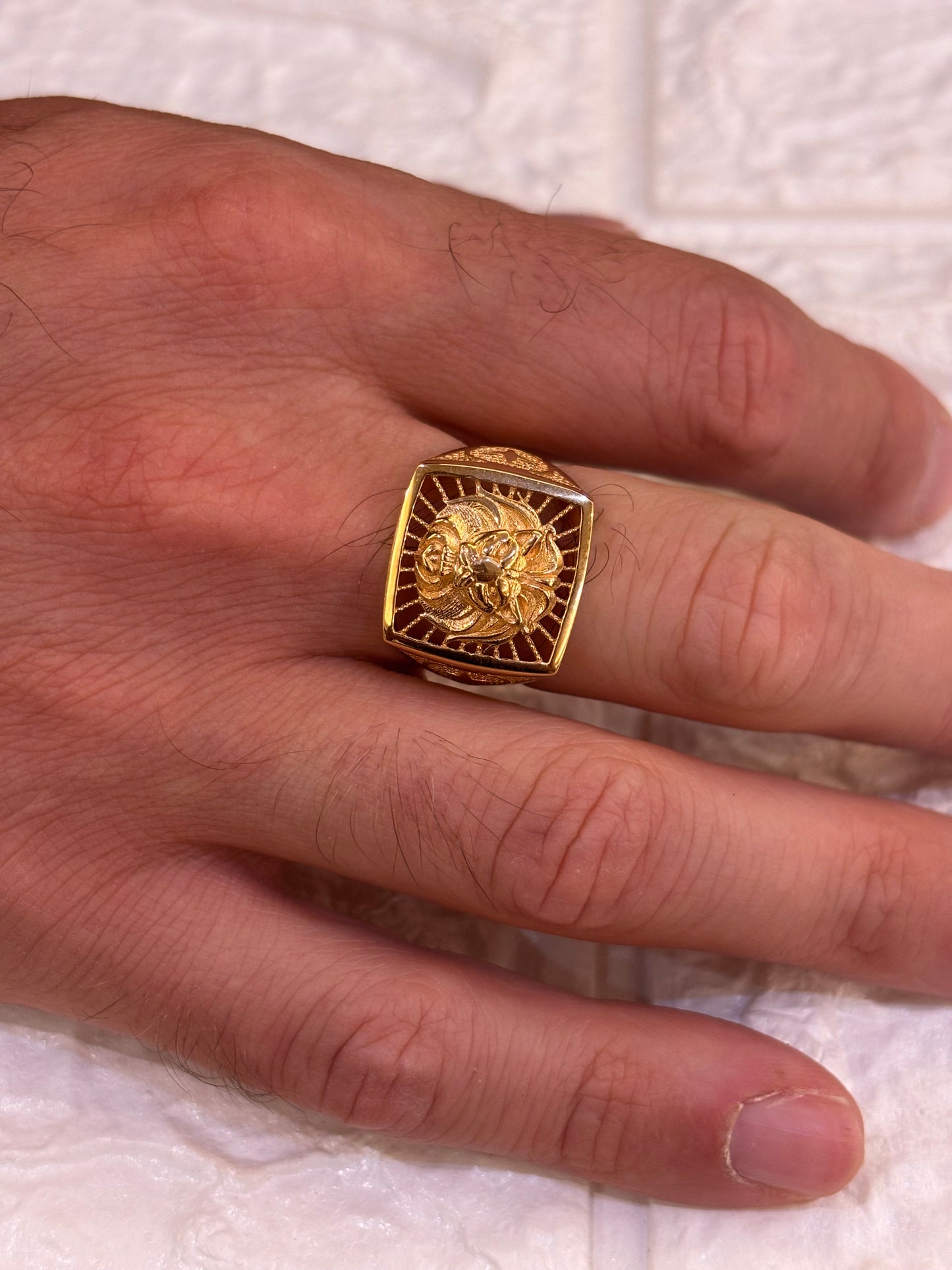 Anello Uomo Leone Oro Giallo 18 Carati