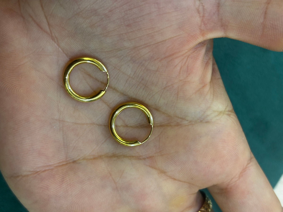 Orecchini oro 18 carati cerchio lisci