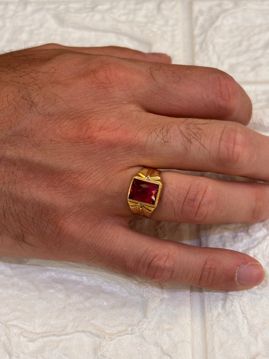 Anello Uomo Con Pietra Rossa Oro Giallo 18 Carati