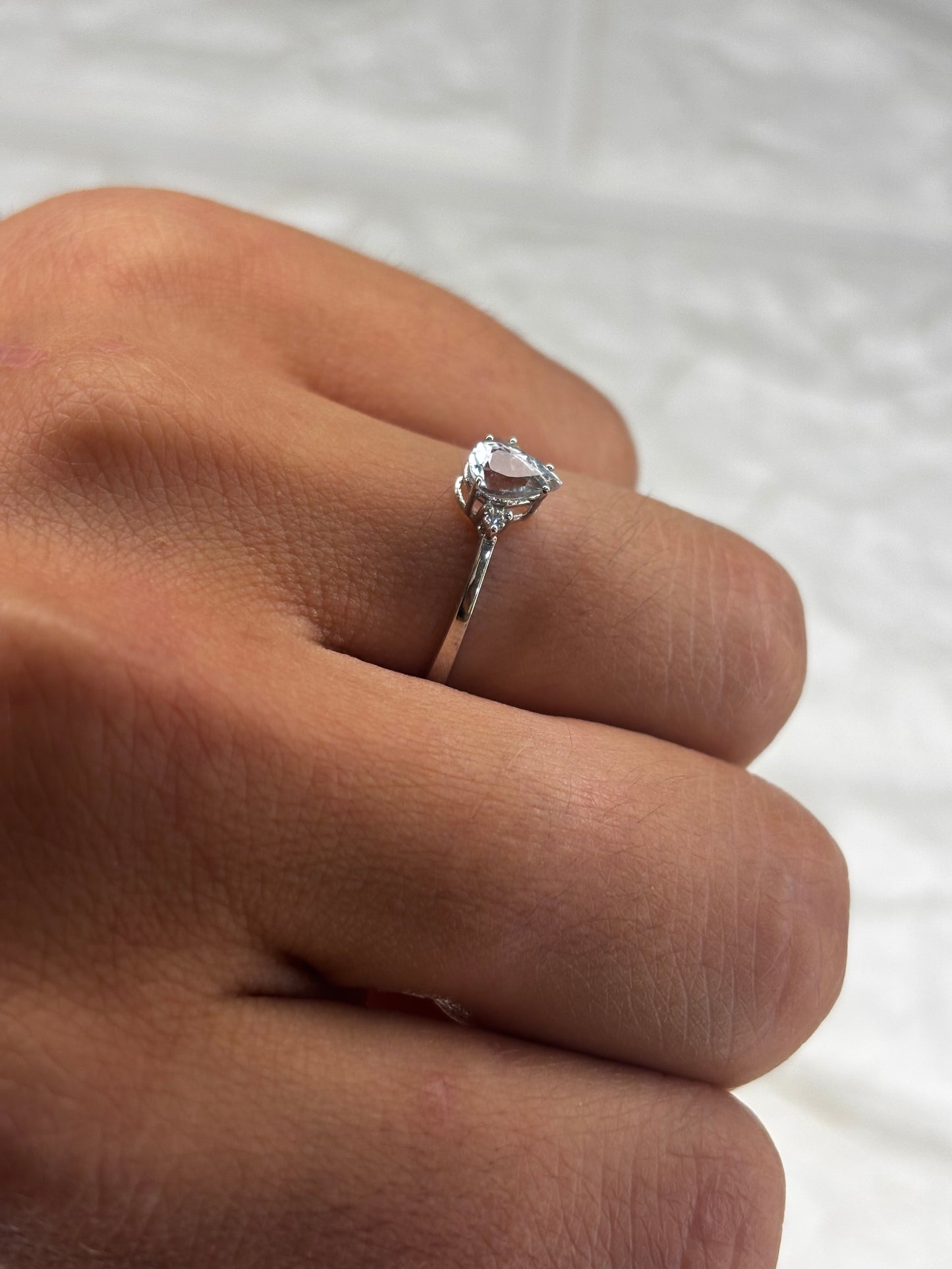 Anello Goccia oro 18 Carati Acquamarina e Diamanti PROMESSE GIOIELLI