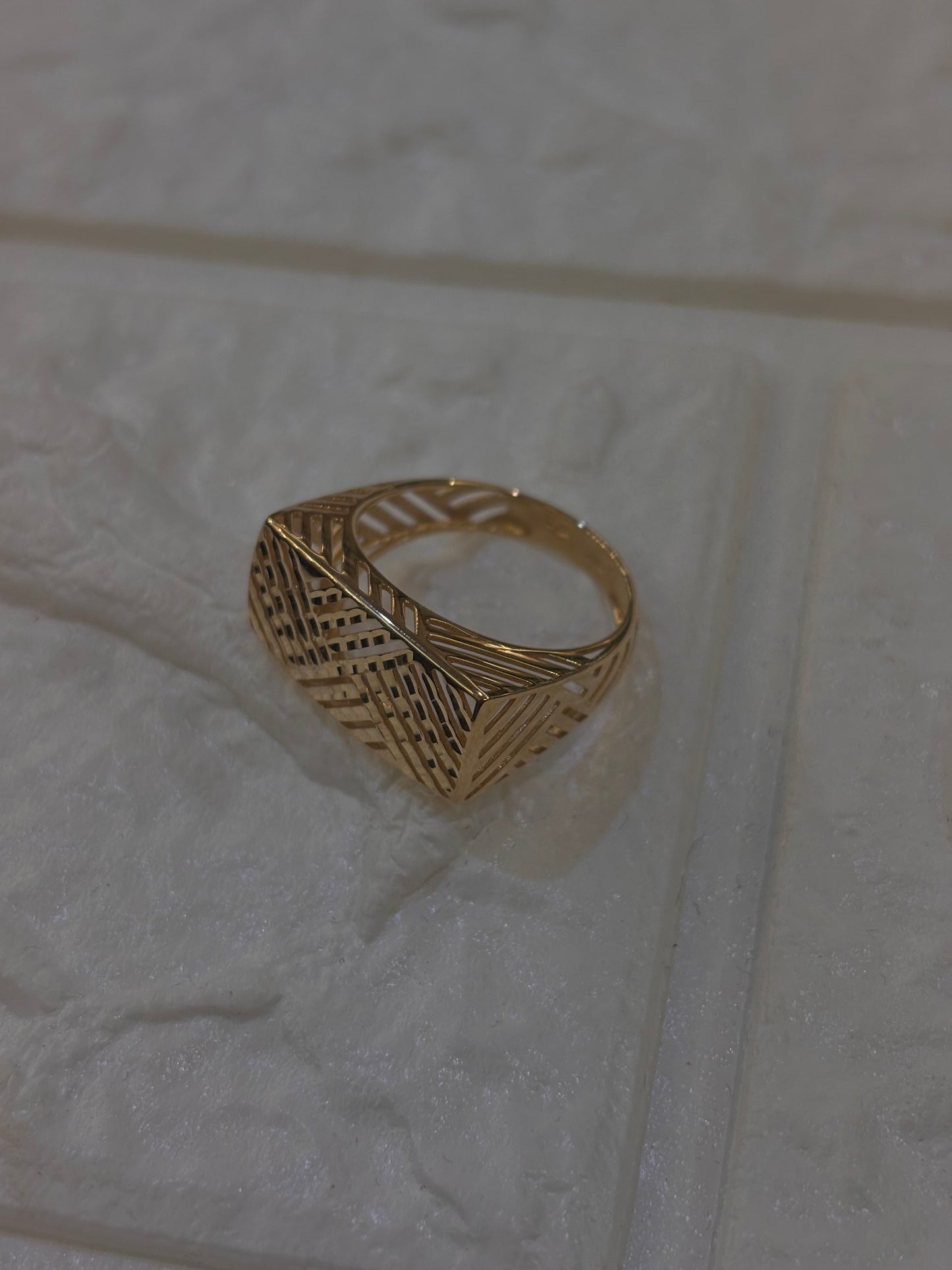 Anello in Oro Giallo 18 Carati