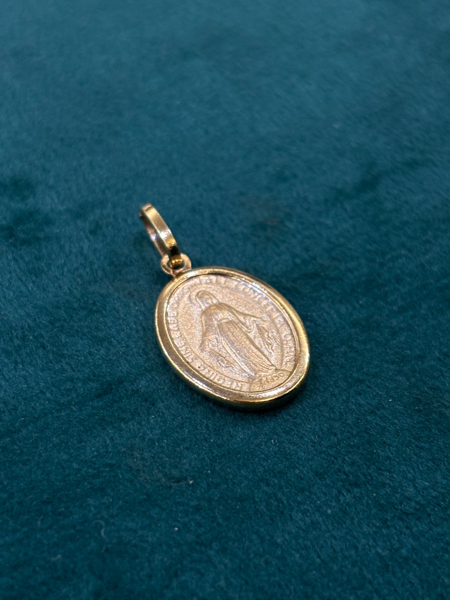 Ciondolo Madonnina Miracolosa Oro 18 Carati