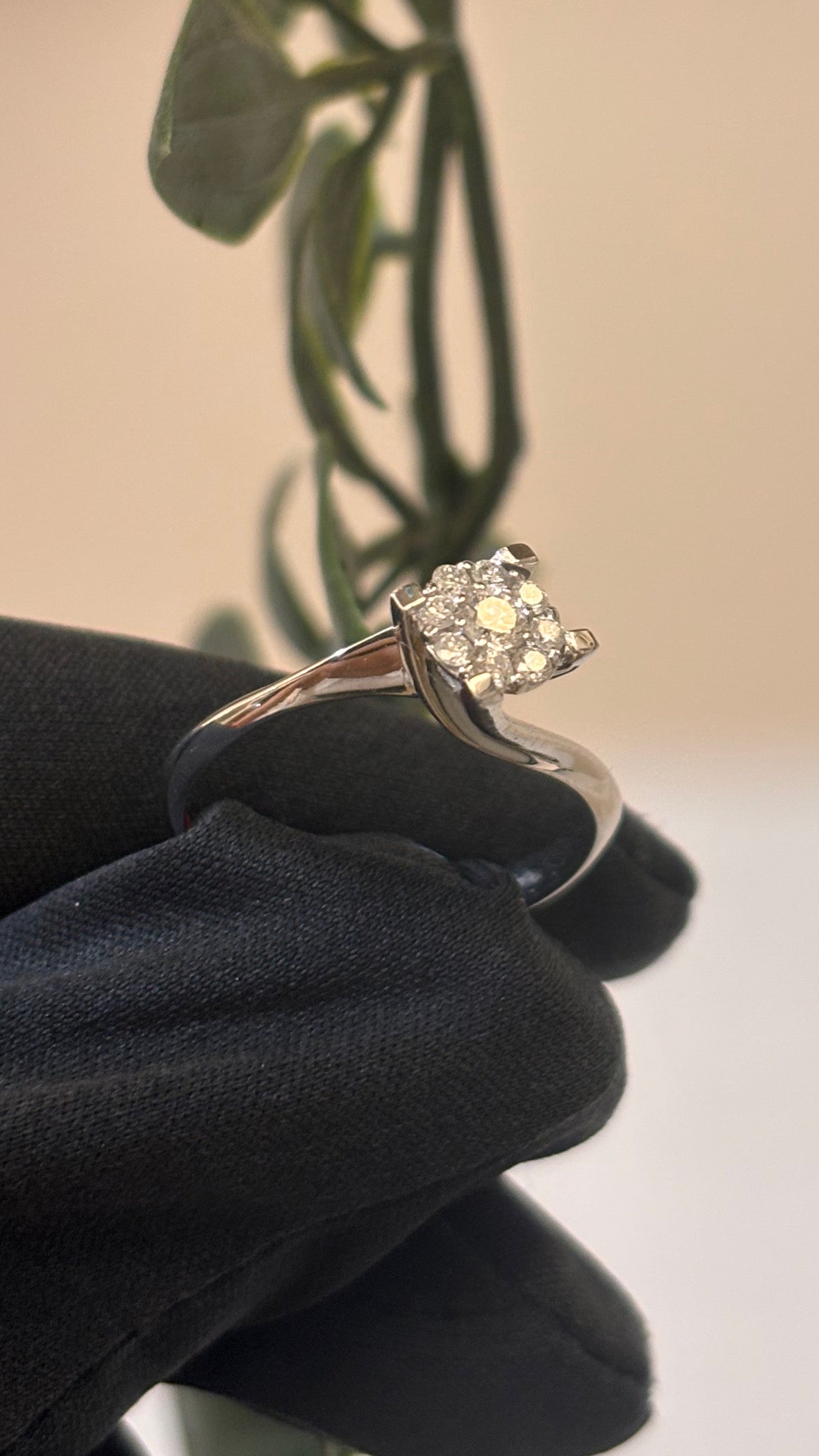 ANELLO SOLITARIO MAGIC ORO BIANCO E DIAMANTI PROMESSE GIOIELLI FW3026