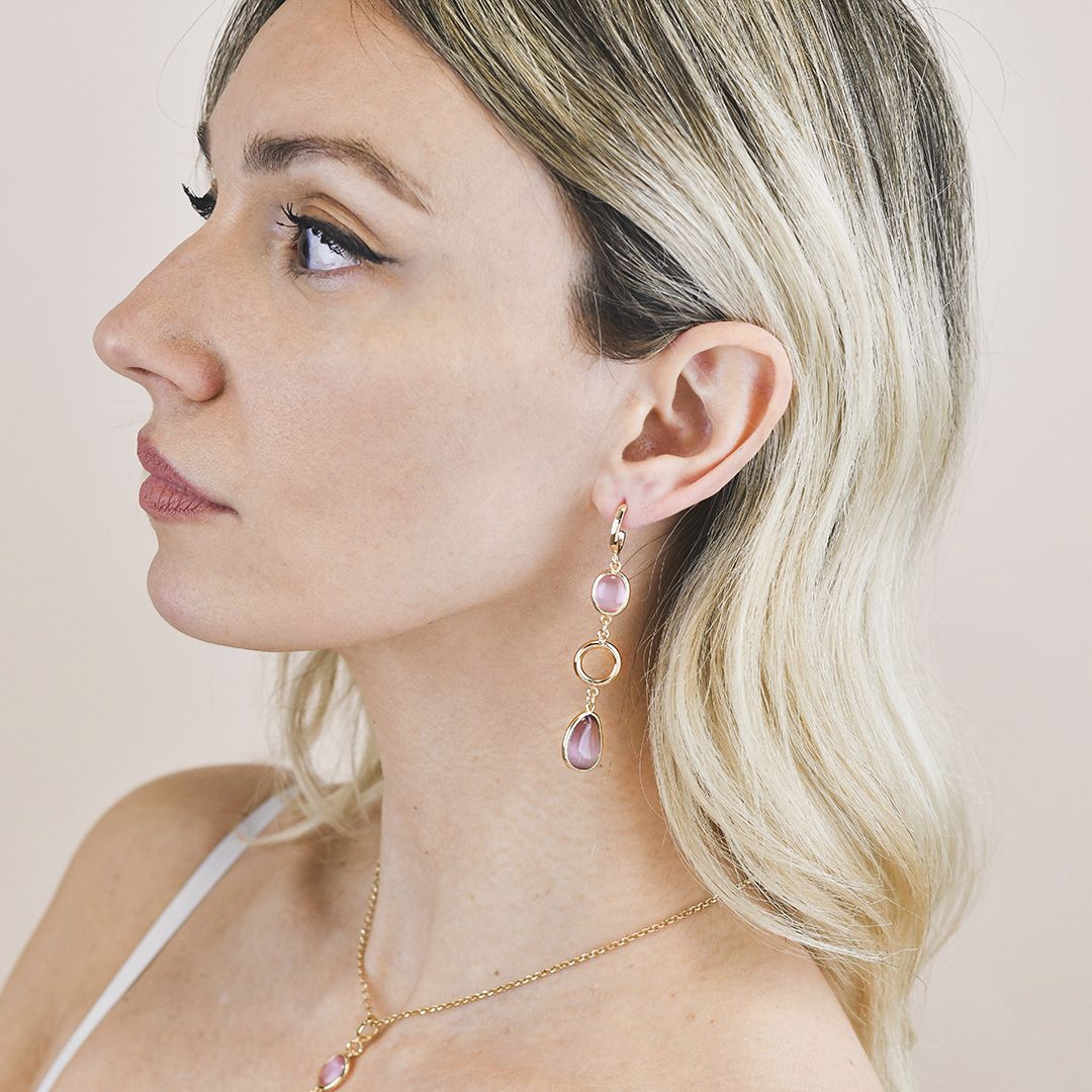 Orecchini placcati oro giallo a cerchio con cristalli rosa baby e purple XOR730DP