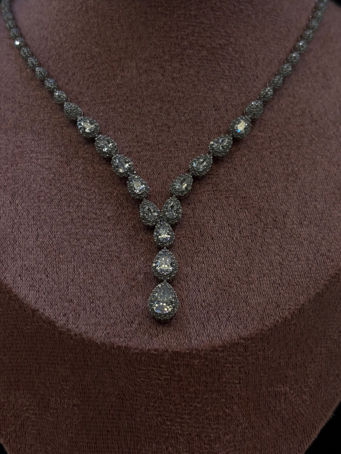 Girocollo Tennis a Goccia