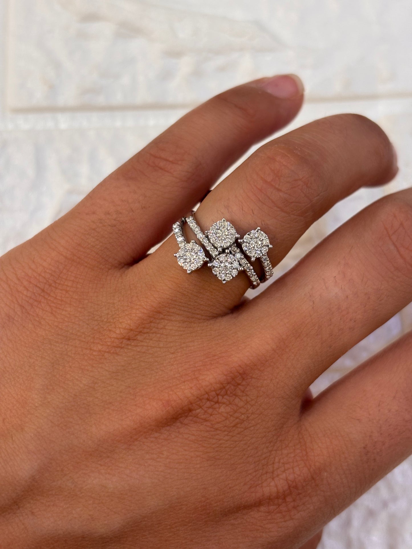 ANELLO QUATTRO PUNTI LUCE ORO BIANCO E DIAMANTI PROMESSE GIOIELLI APQ50