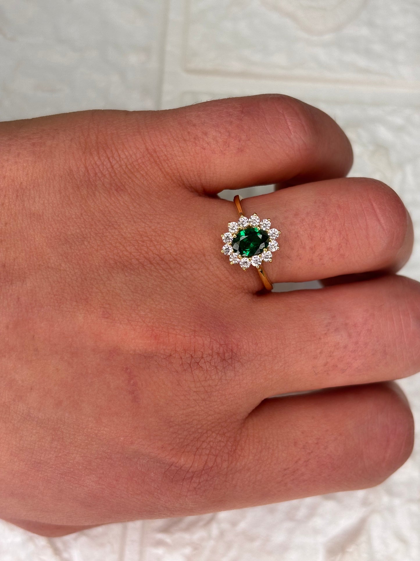 Anello Kate Oro Giallo 18 Carati pietra color Smeraldo