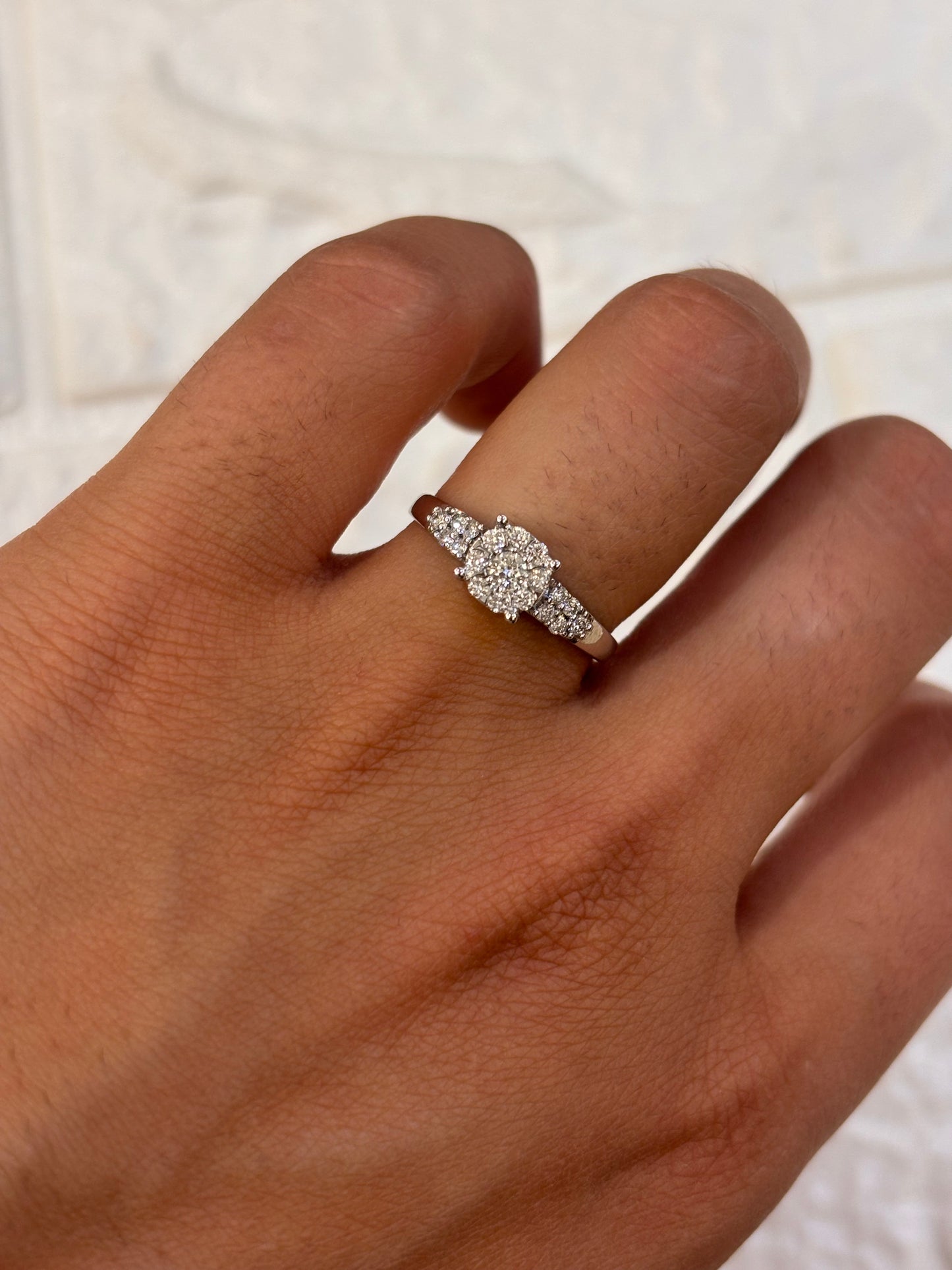 ANELLO IN ORO BIANCO CON PAVÉ DI DIAMANTI  PROMESSE GIOIELLI FM17