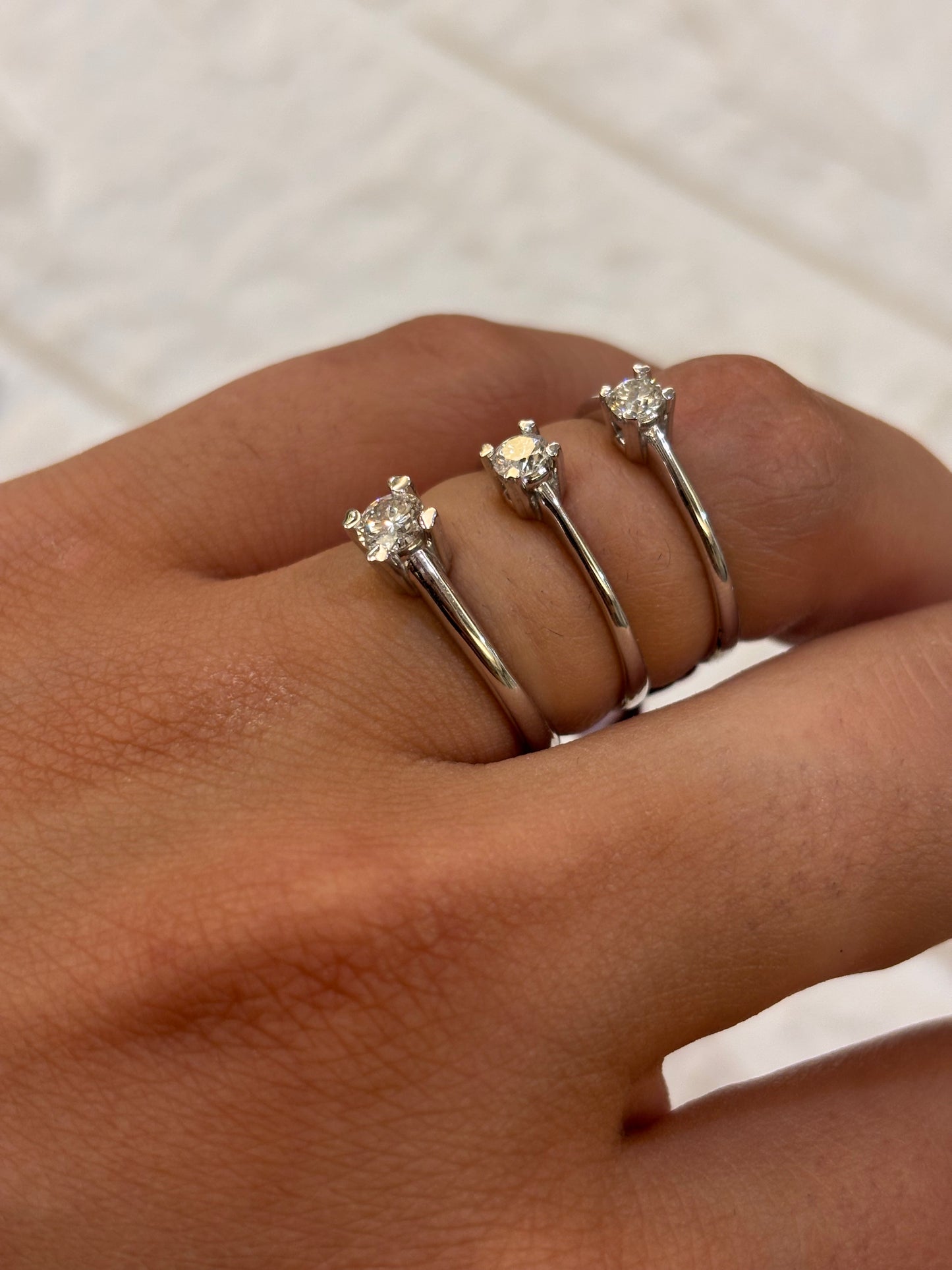 ANELLO SOLITARIO ORO E DIAMANTE PROMESSE GIOIELLI